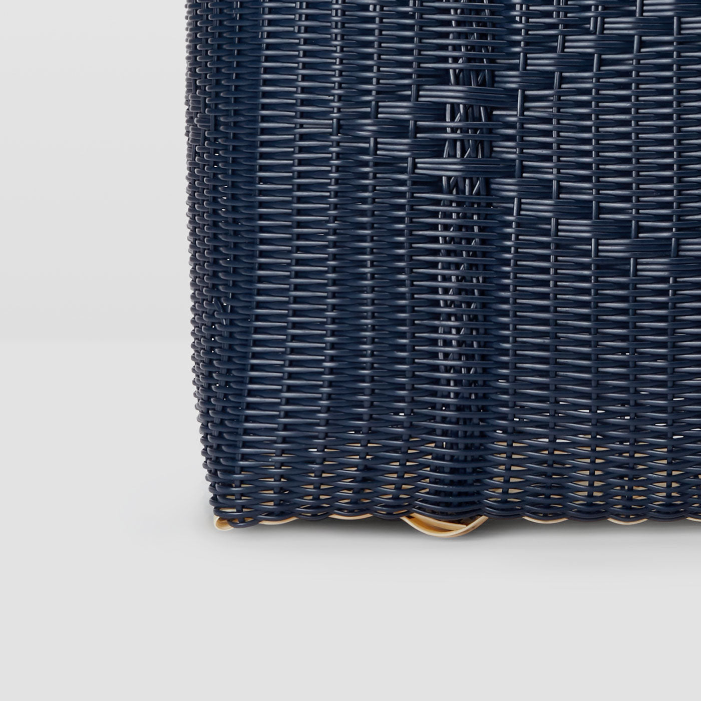 Basic Basket Medium Midnight Blue