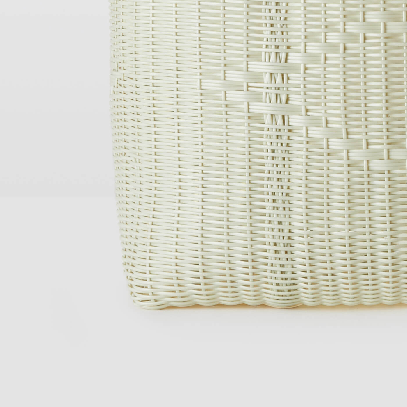 Basic Basket Medium Palm