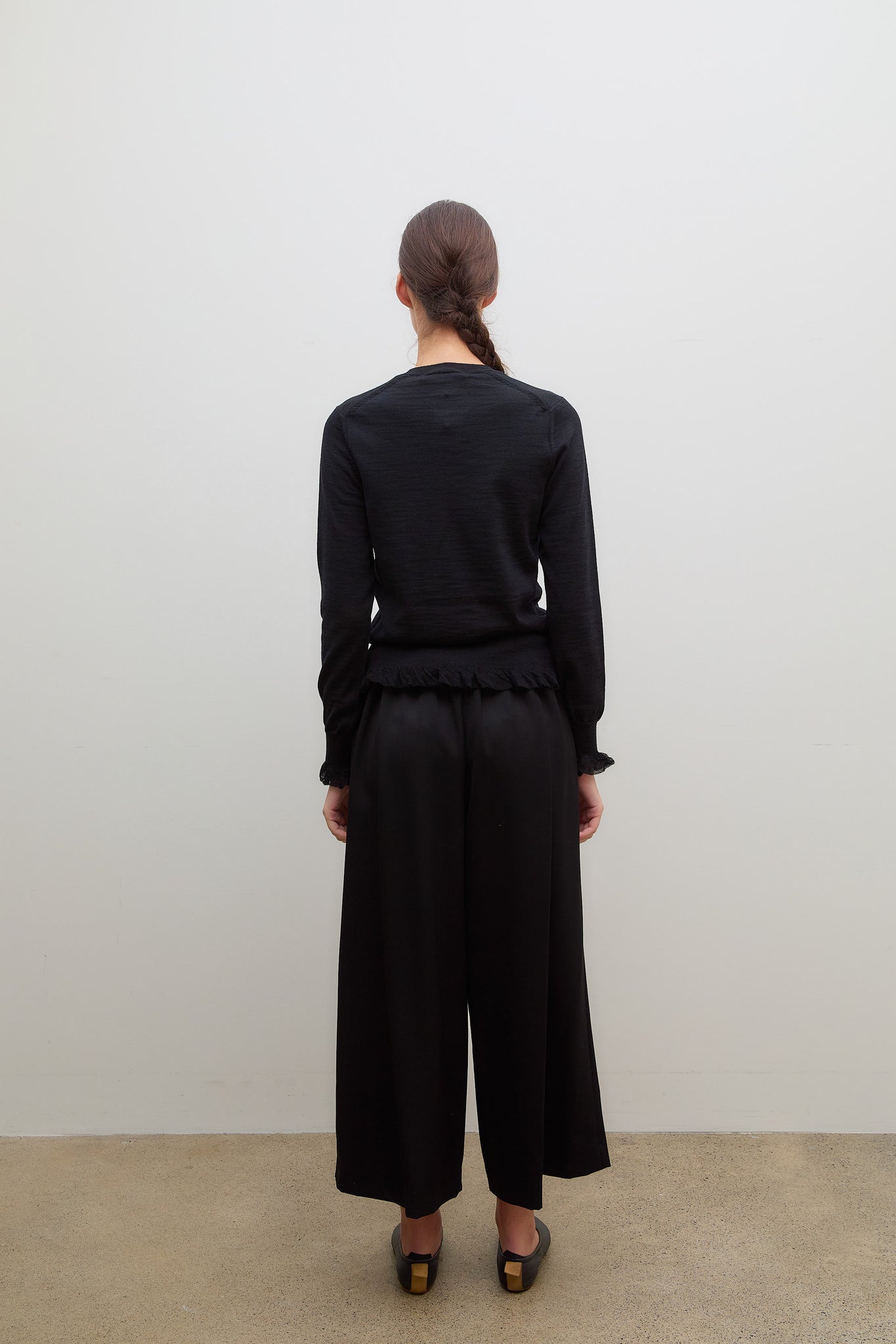 Wool Frill Sweater Black