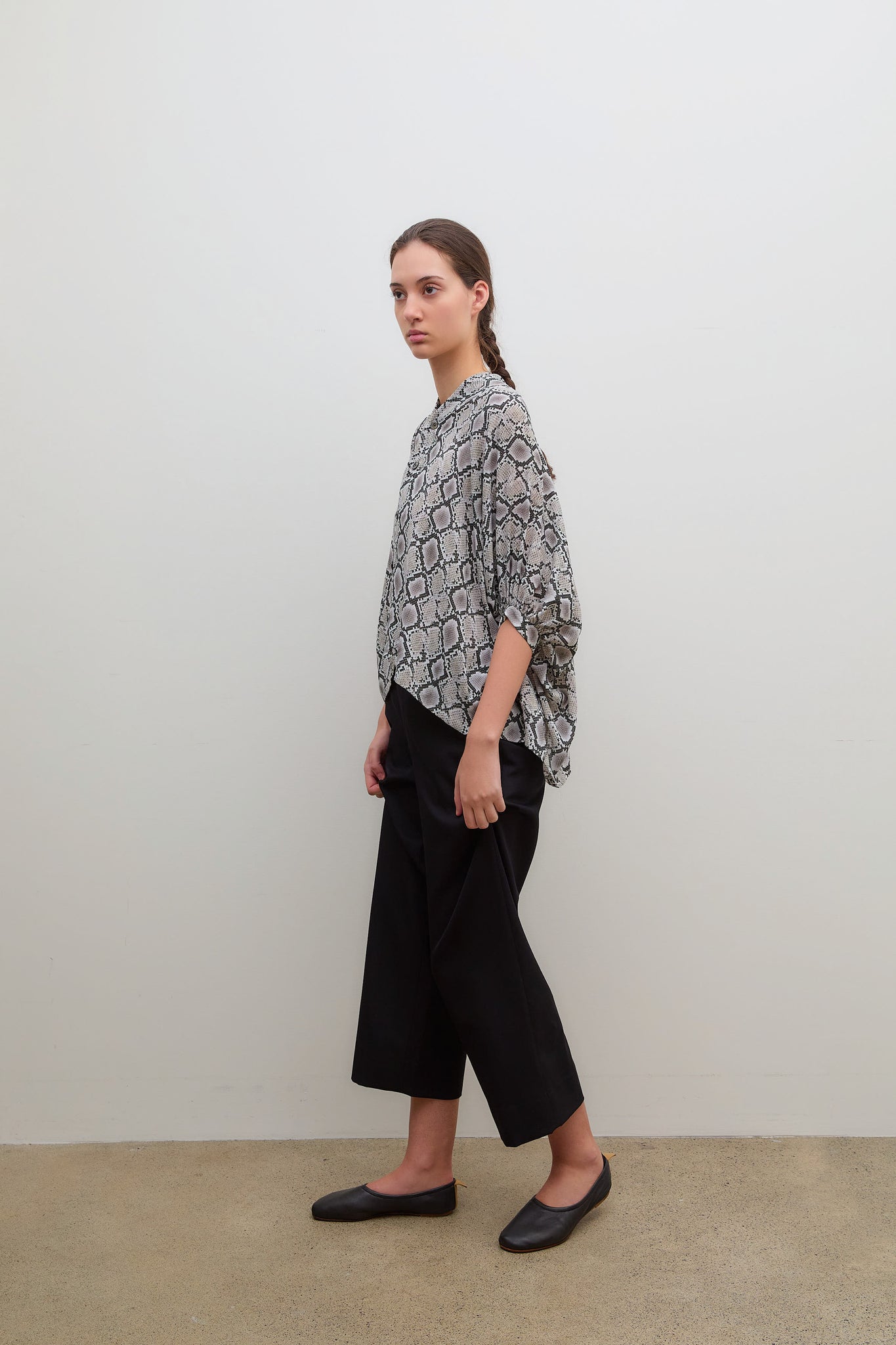 Blouse Beige Black