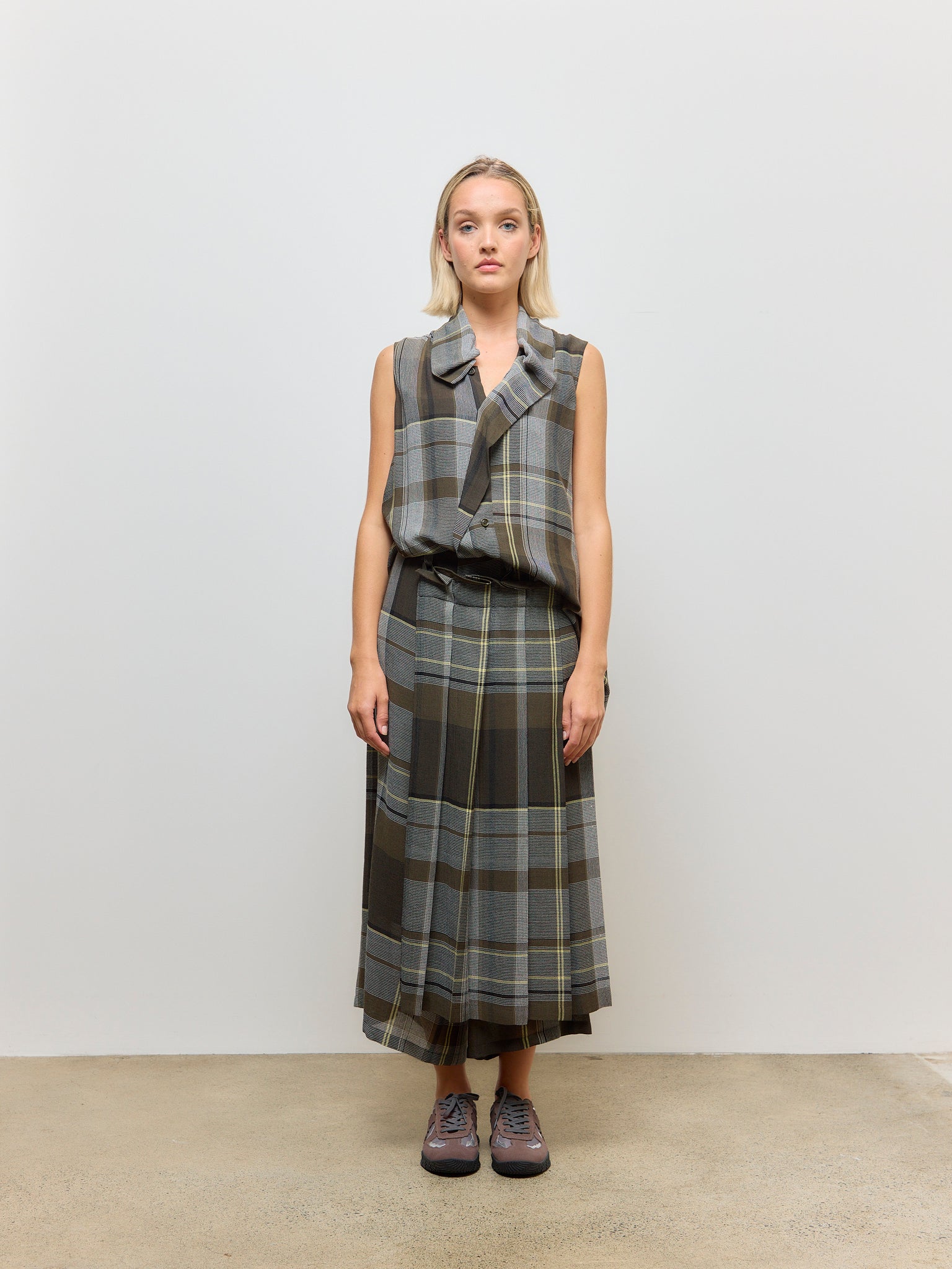 Gauze Plaid Wrap Pleated Pants Khaki