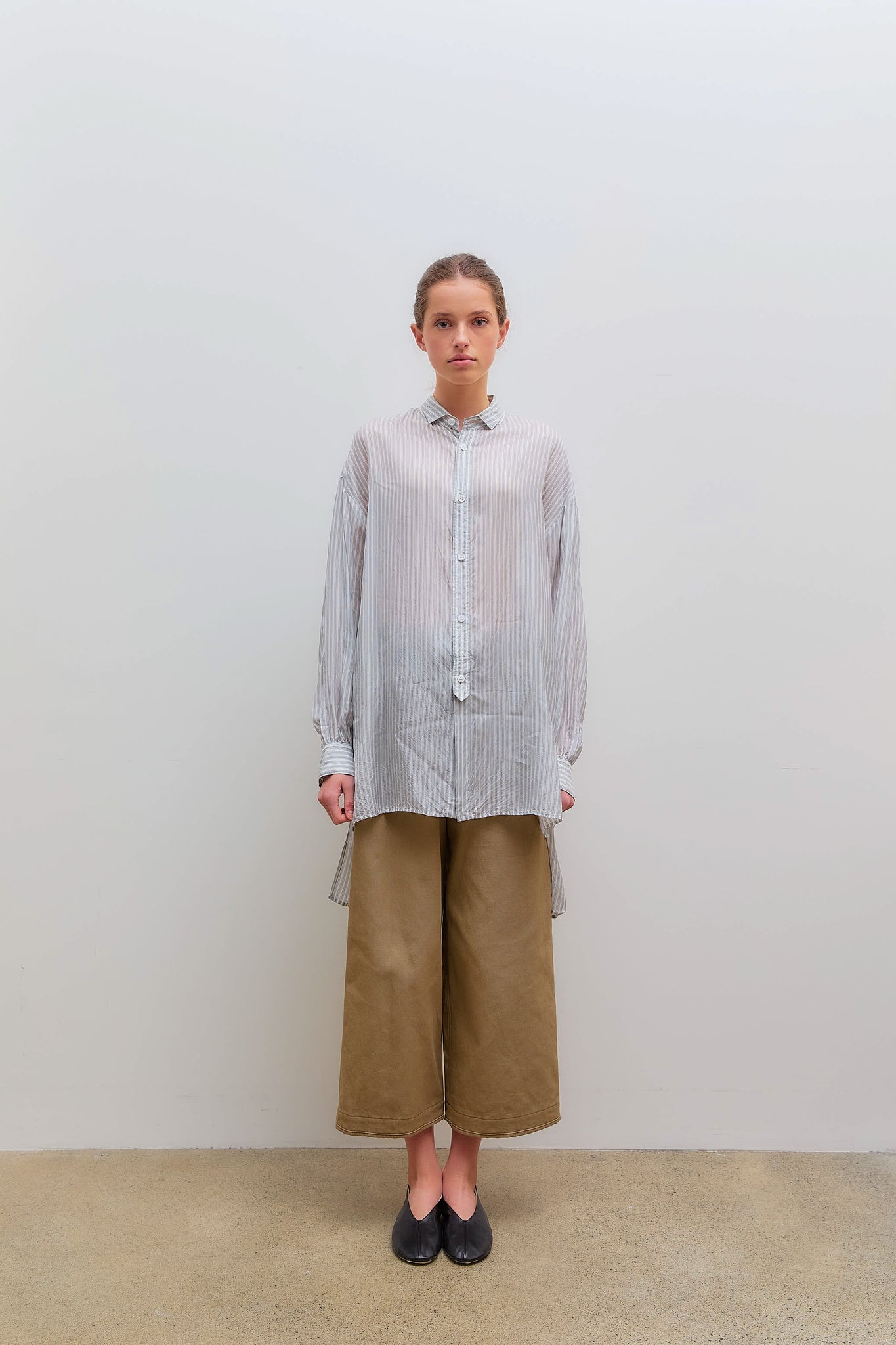 O Collar Blouse Stripe Blue Grey