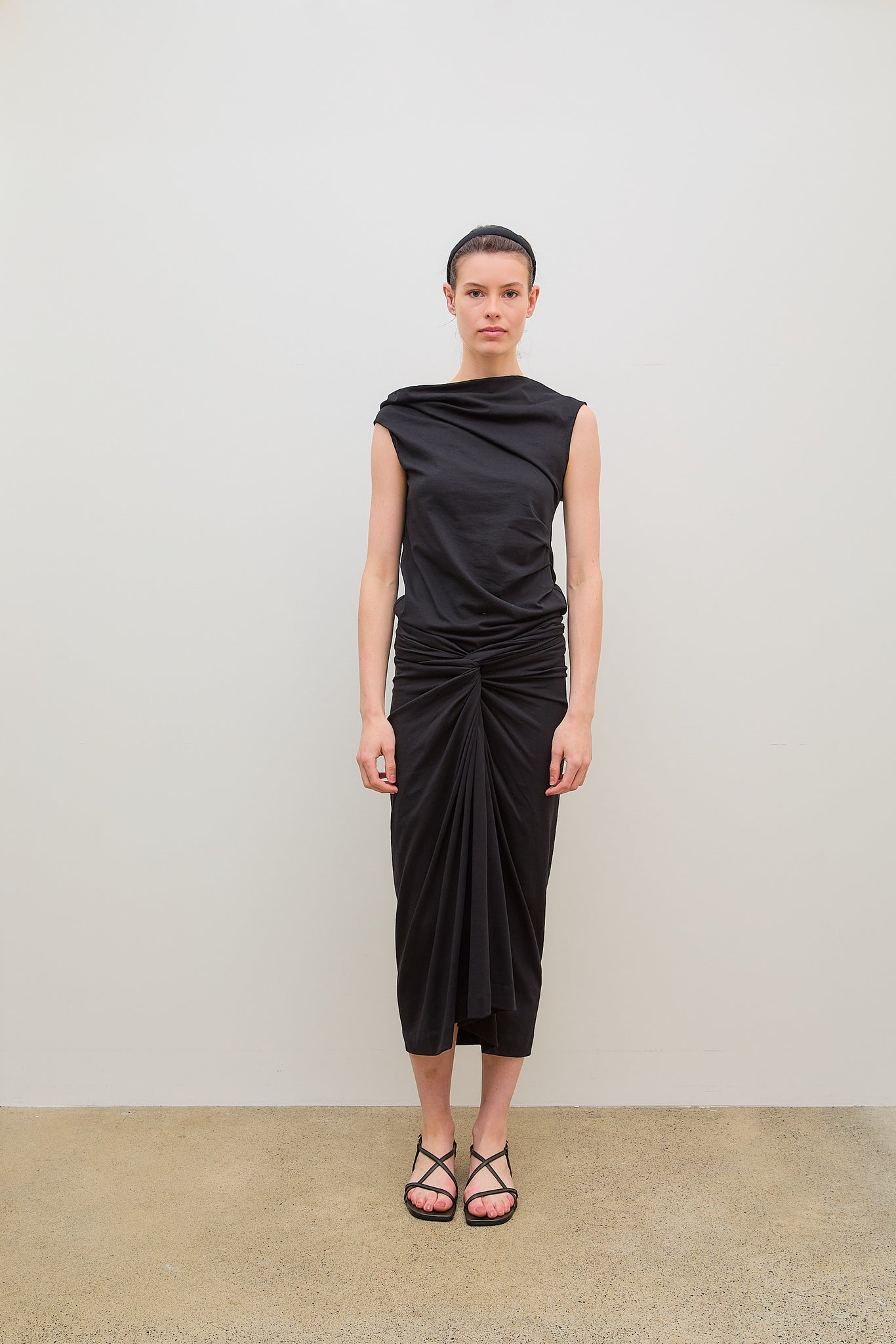 Herchive Skirt Black