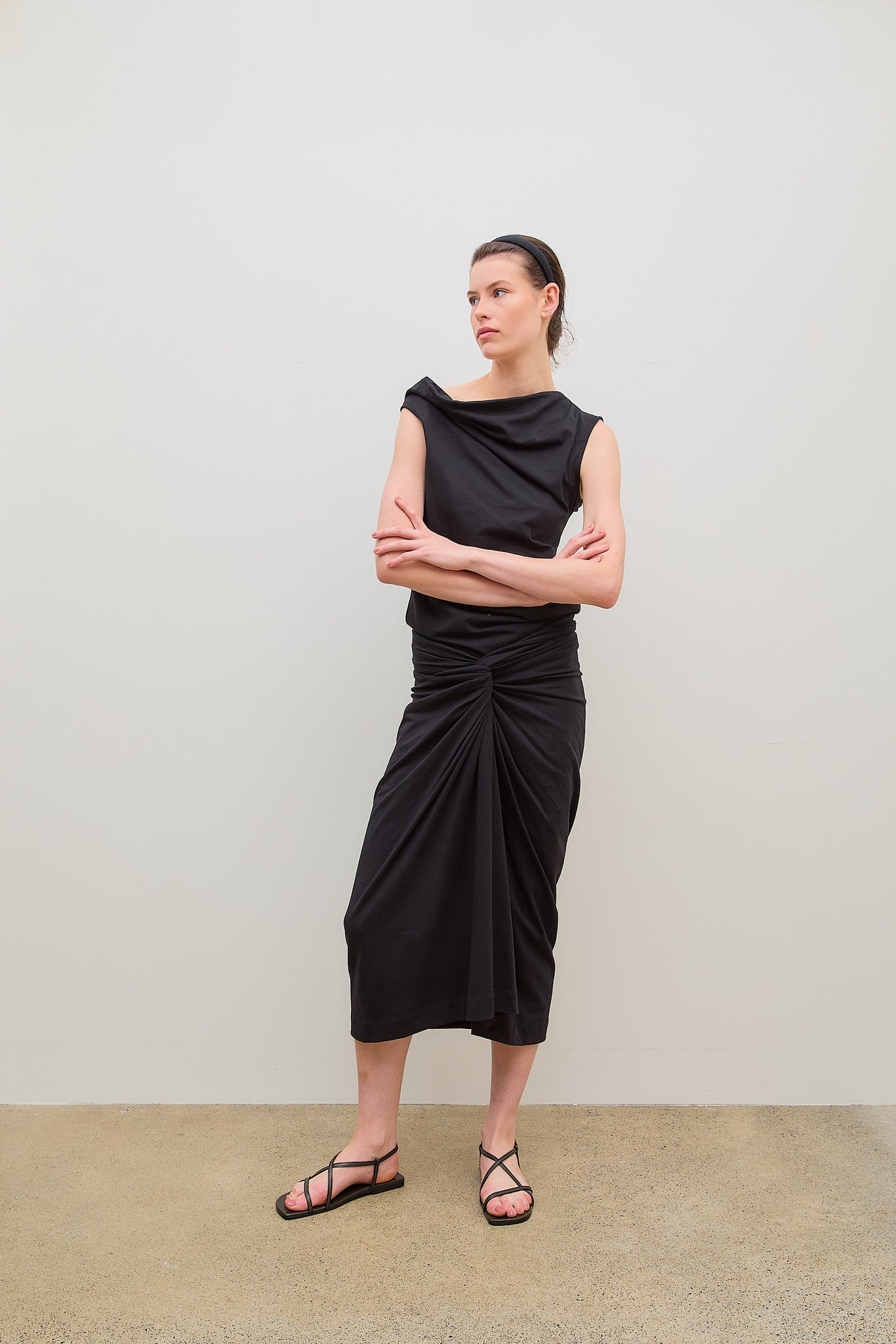 Herchive Skirt Black