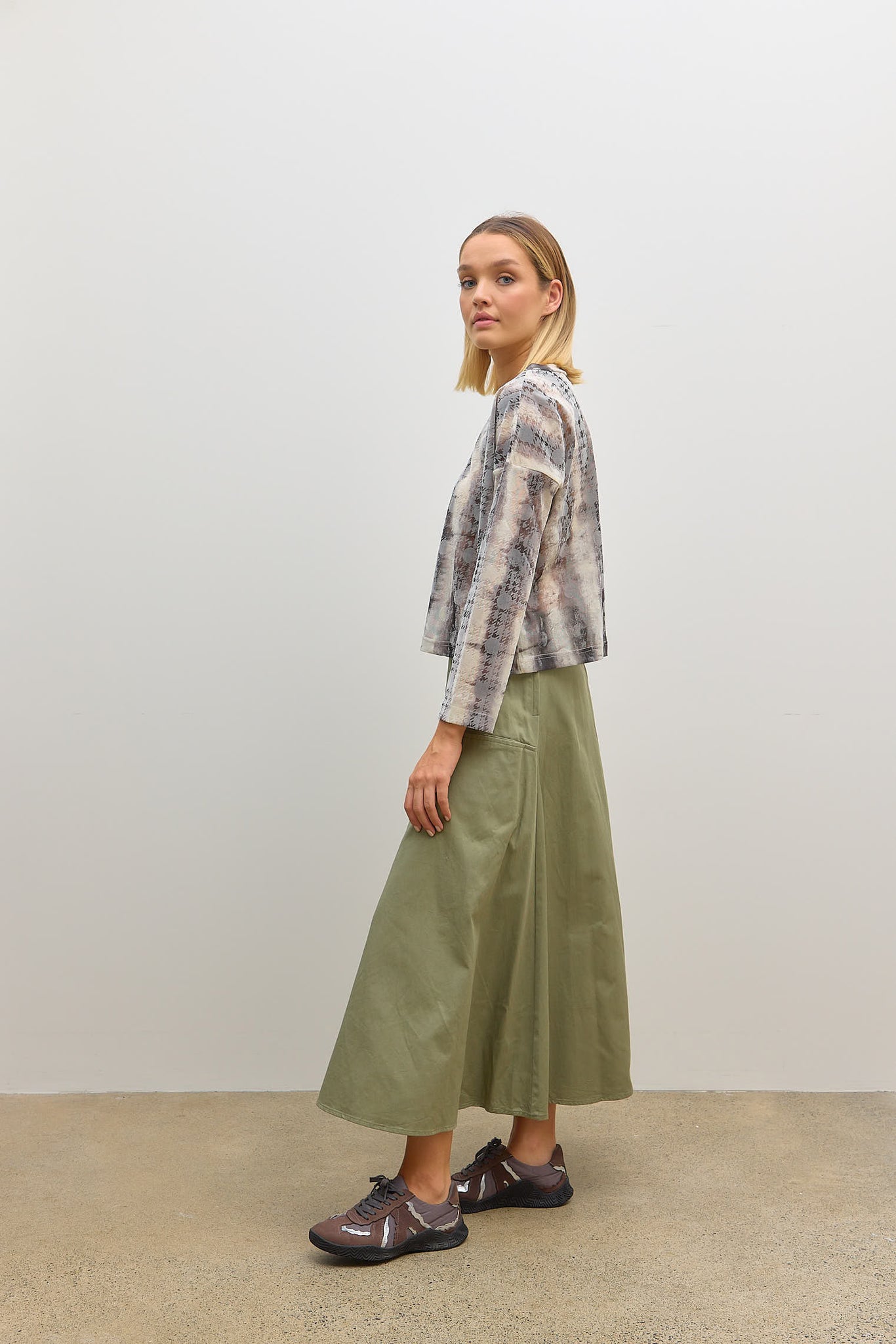 Front Panel Pocket Skirt Khaki