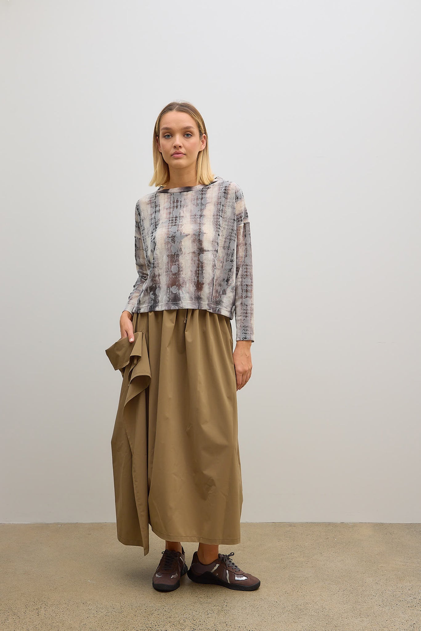 Cropped Round Neck Devore Top Ivory