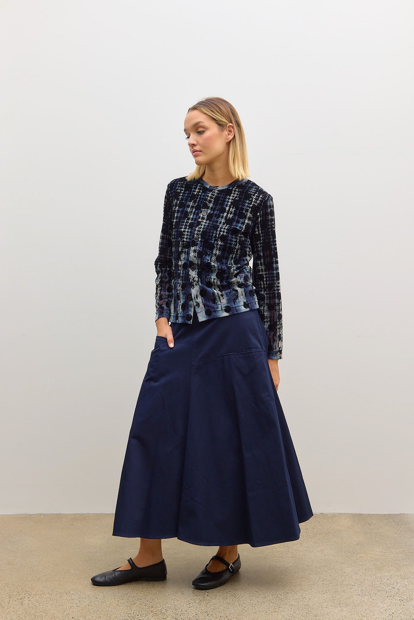 Front Panel Pocket Skirt Navy