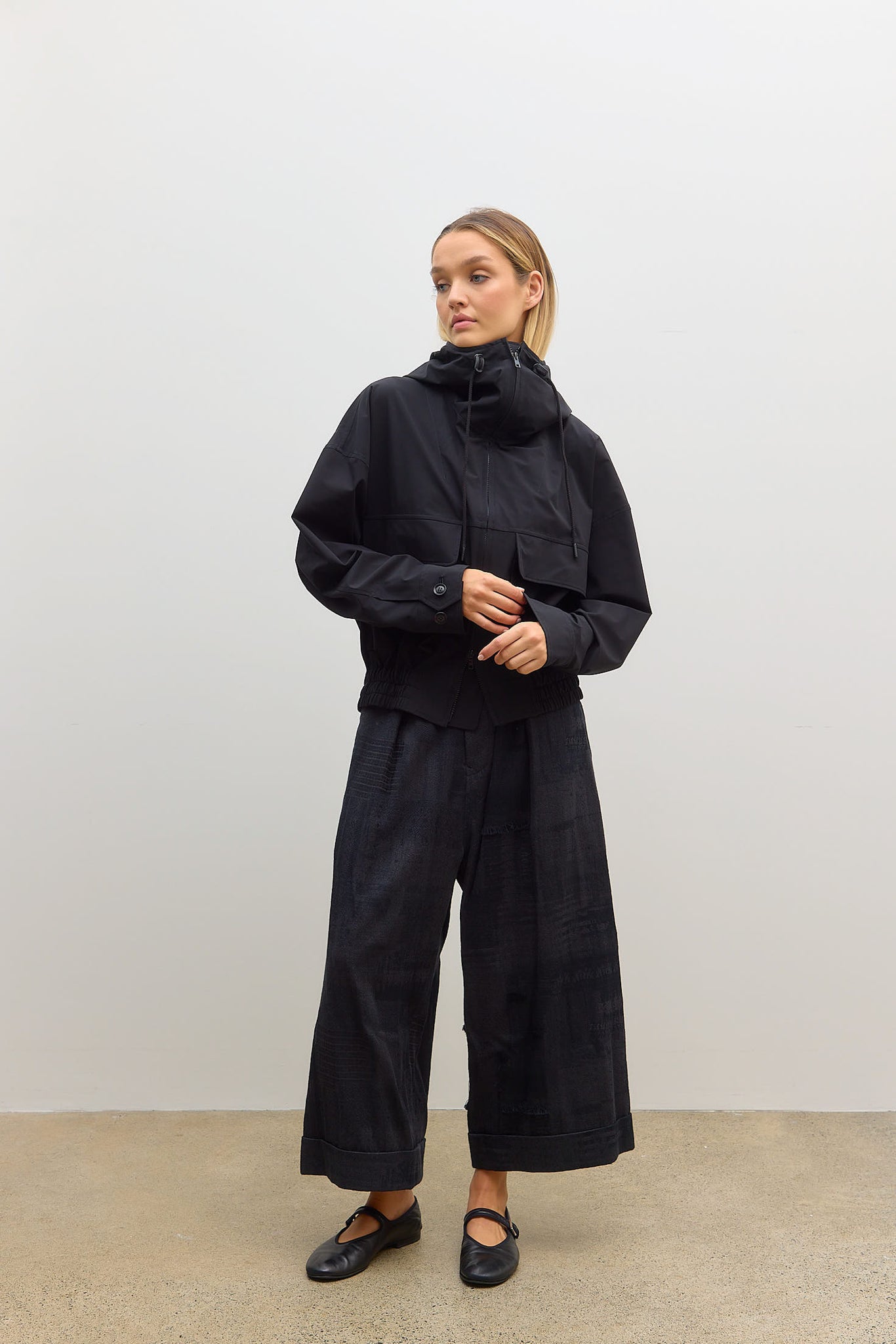 KO Mountain Hoodie Black