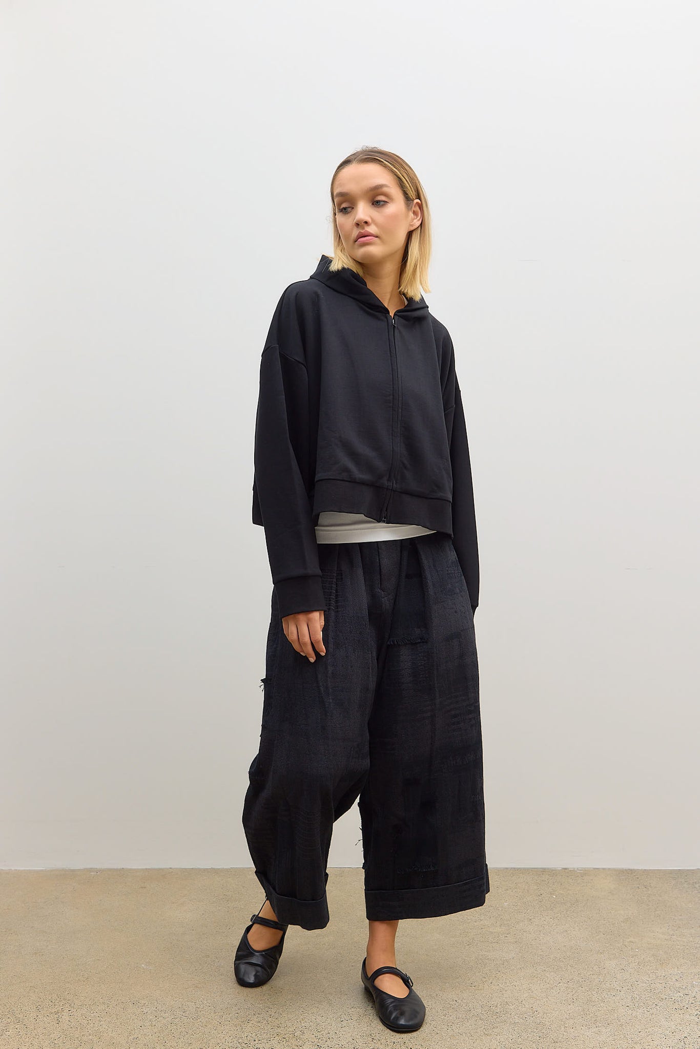 Cropped Hoodie Black