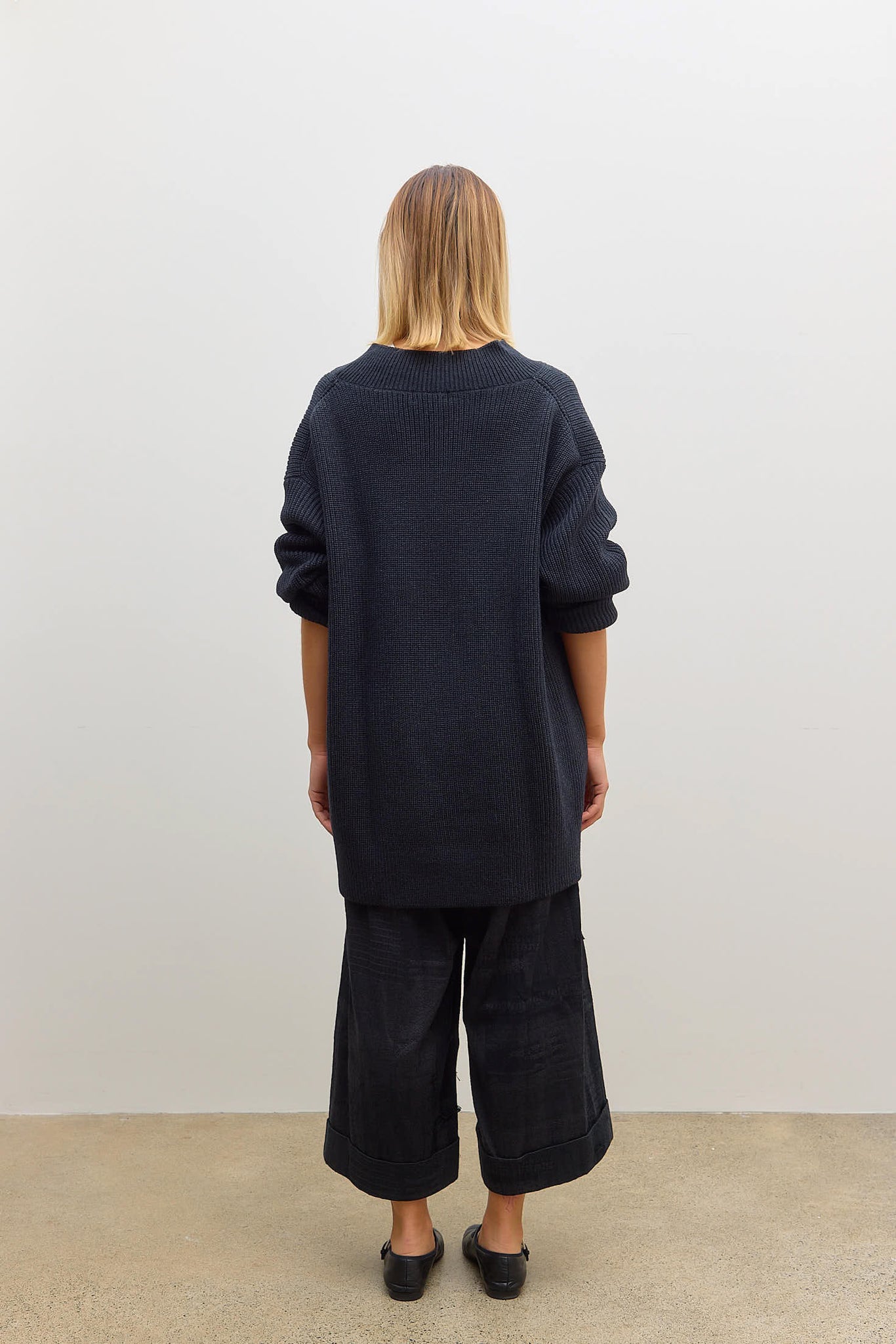 Big V Neck Knit Pullover Grey