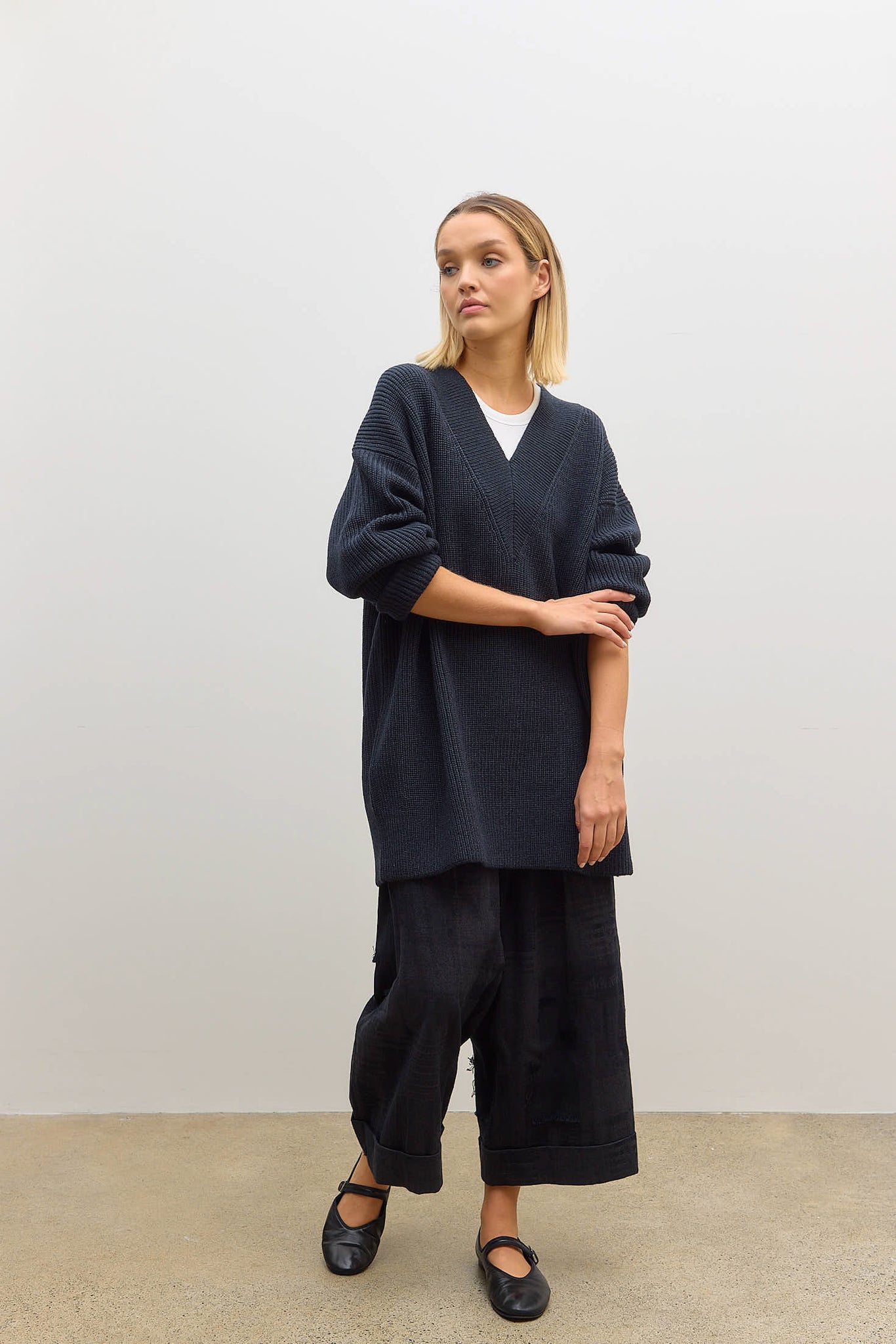Big V Neck Knit Pullover Grey