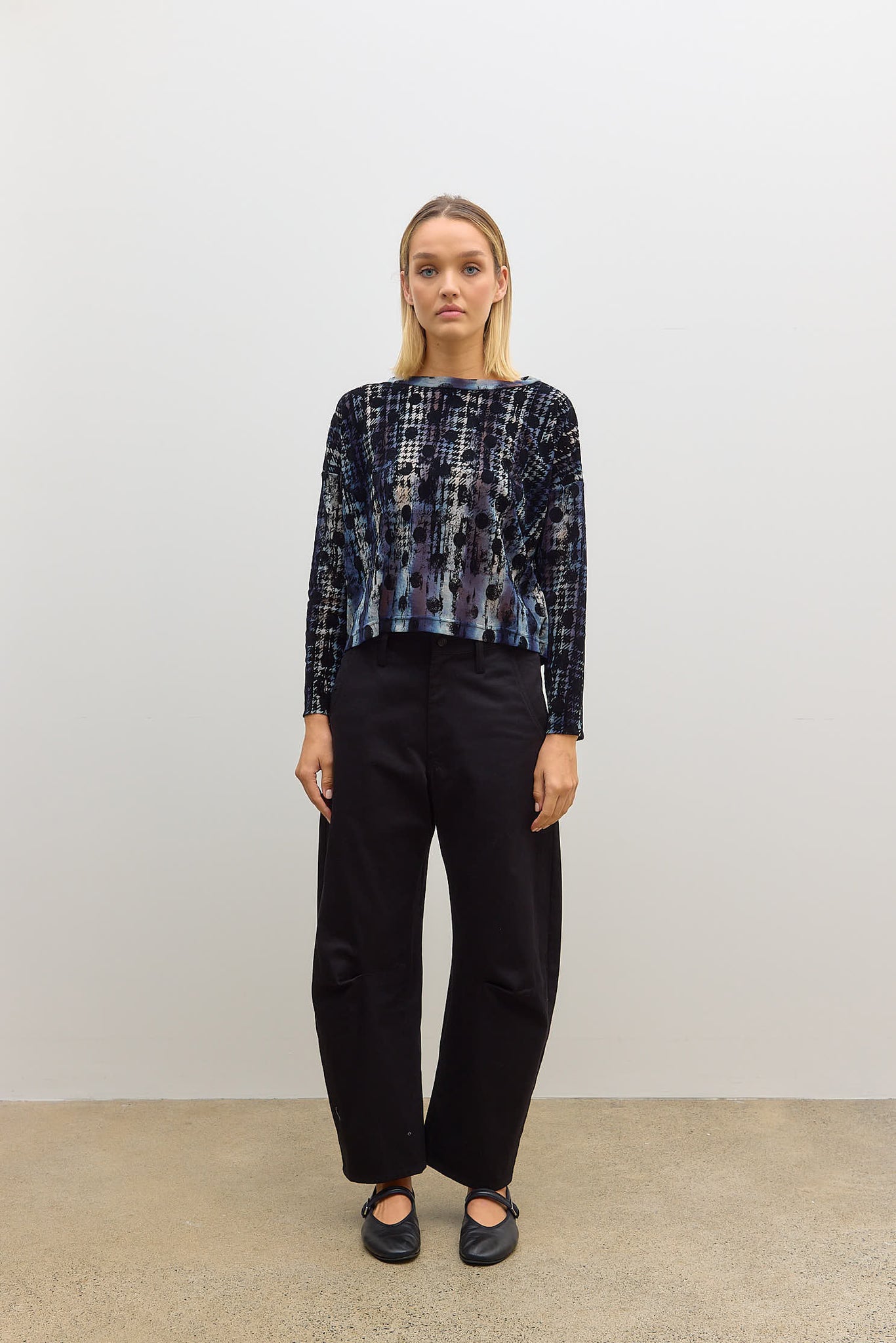 Cropped Round Neck Devore Top Black