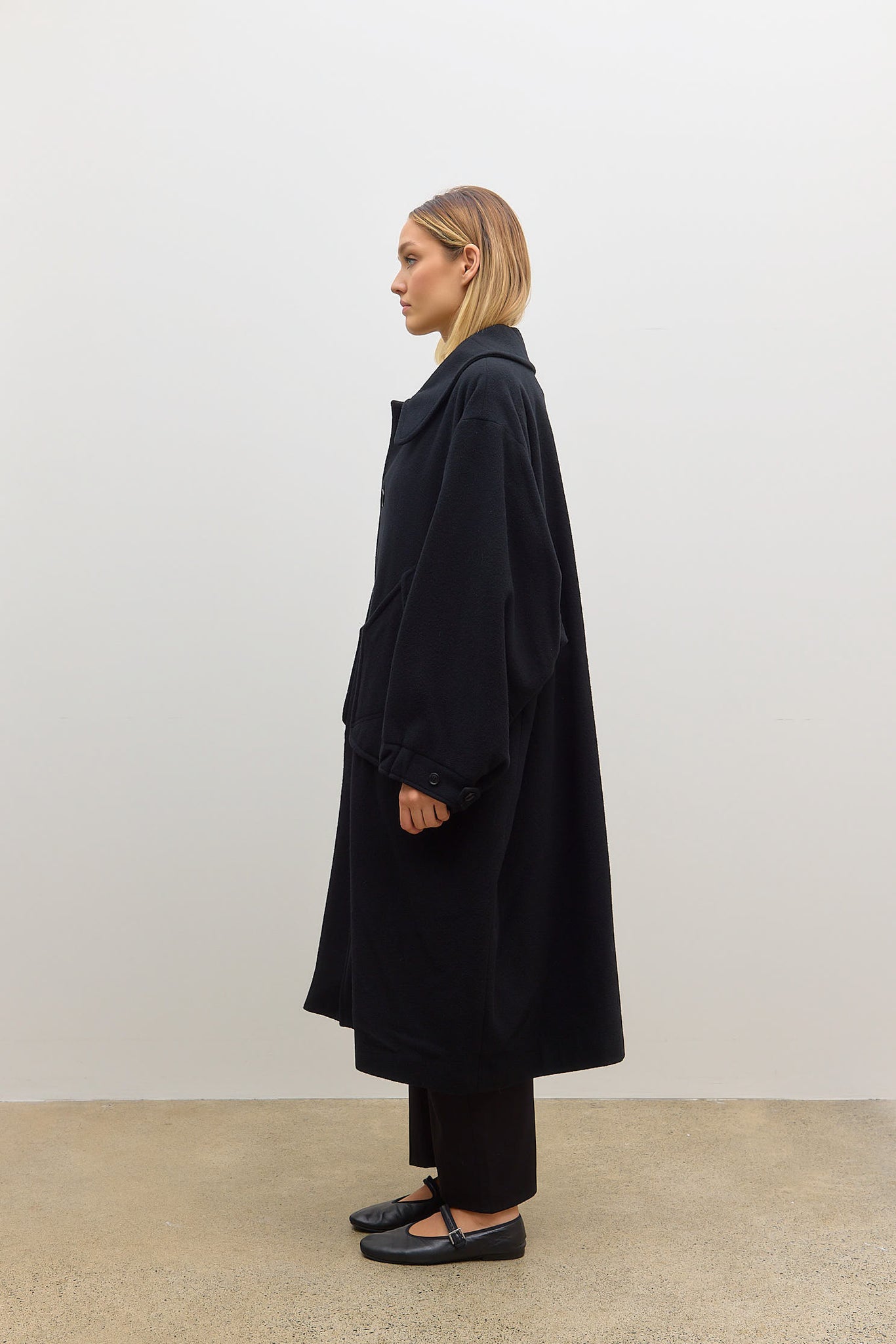 U Big Pocket Coat Black