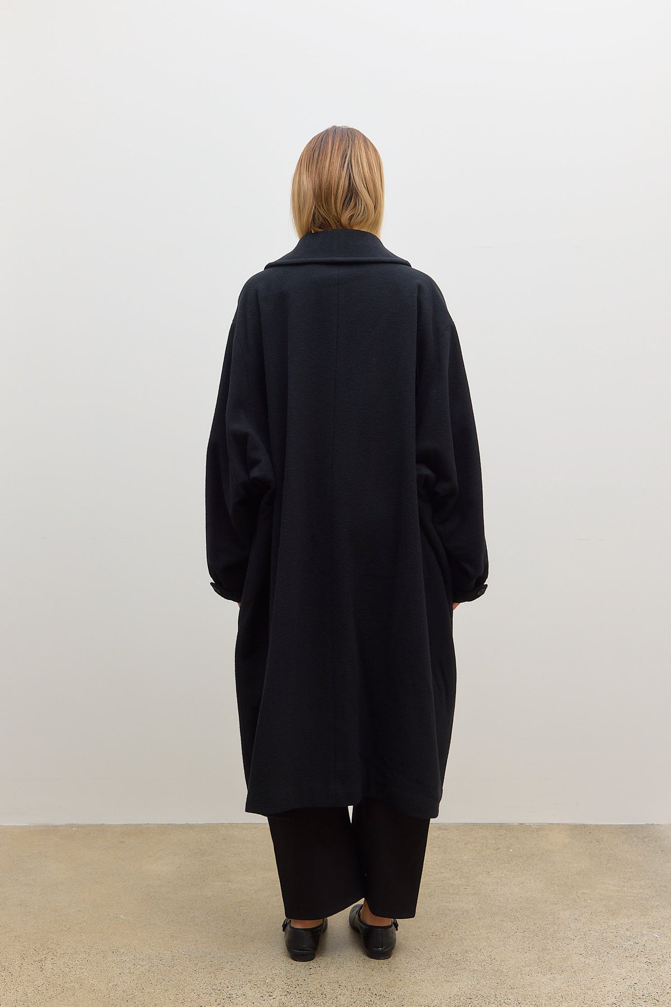U Big Pocket Coat Black