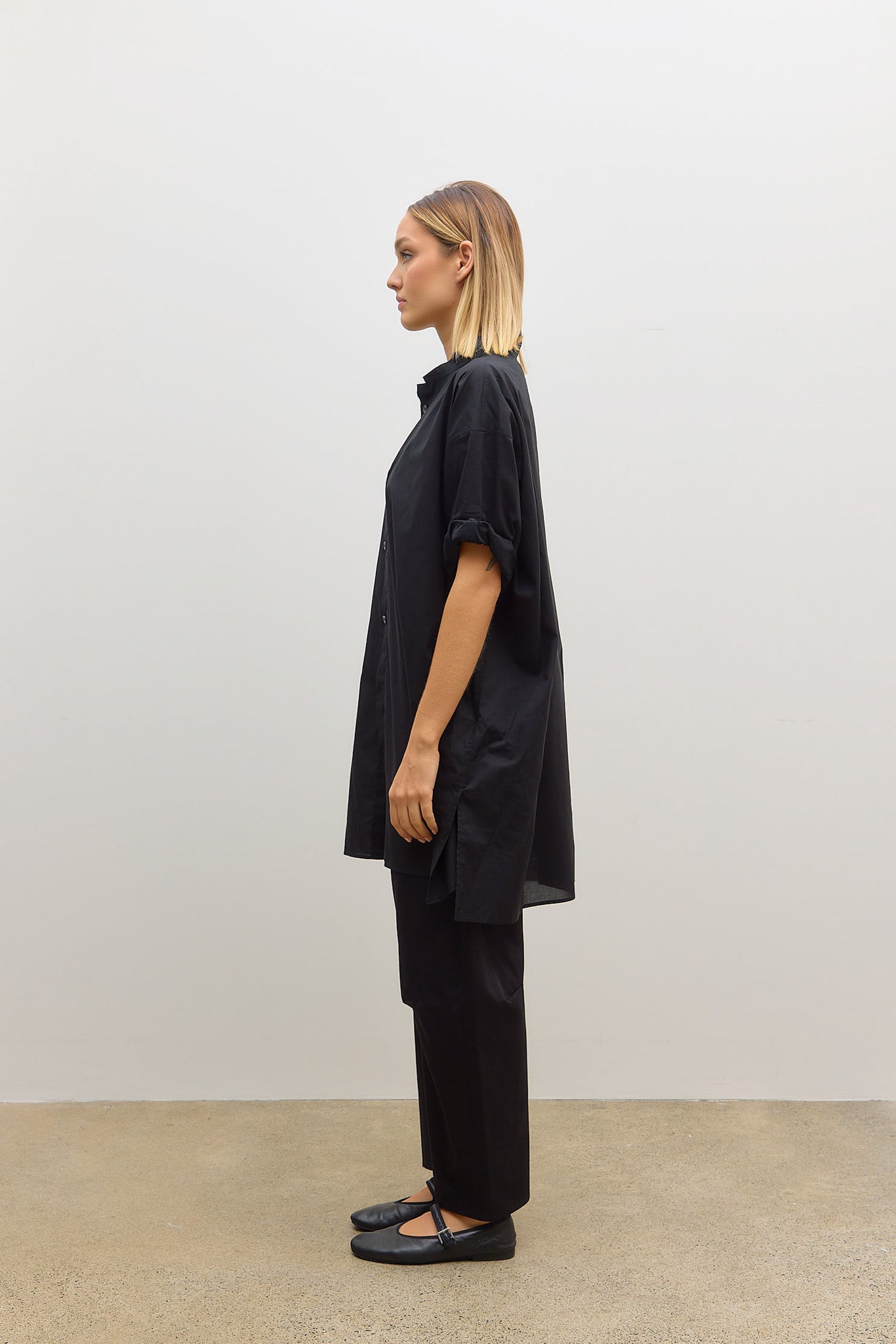 U Rolled Up Half Sleeve Blouse Black