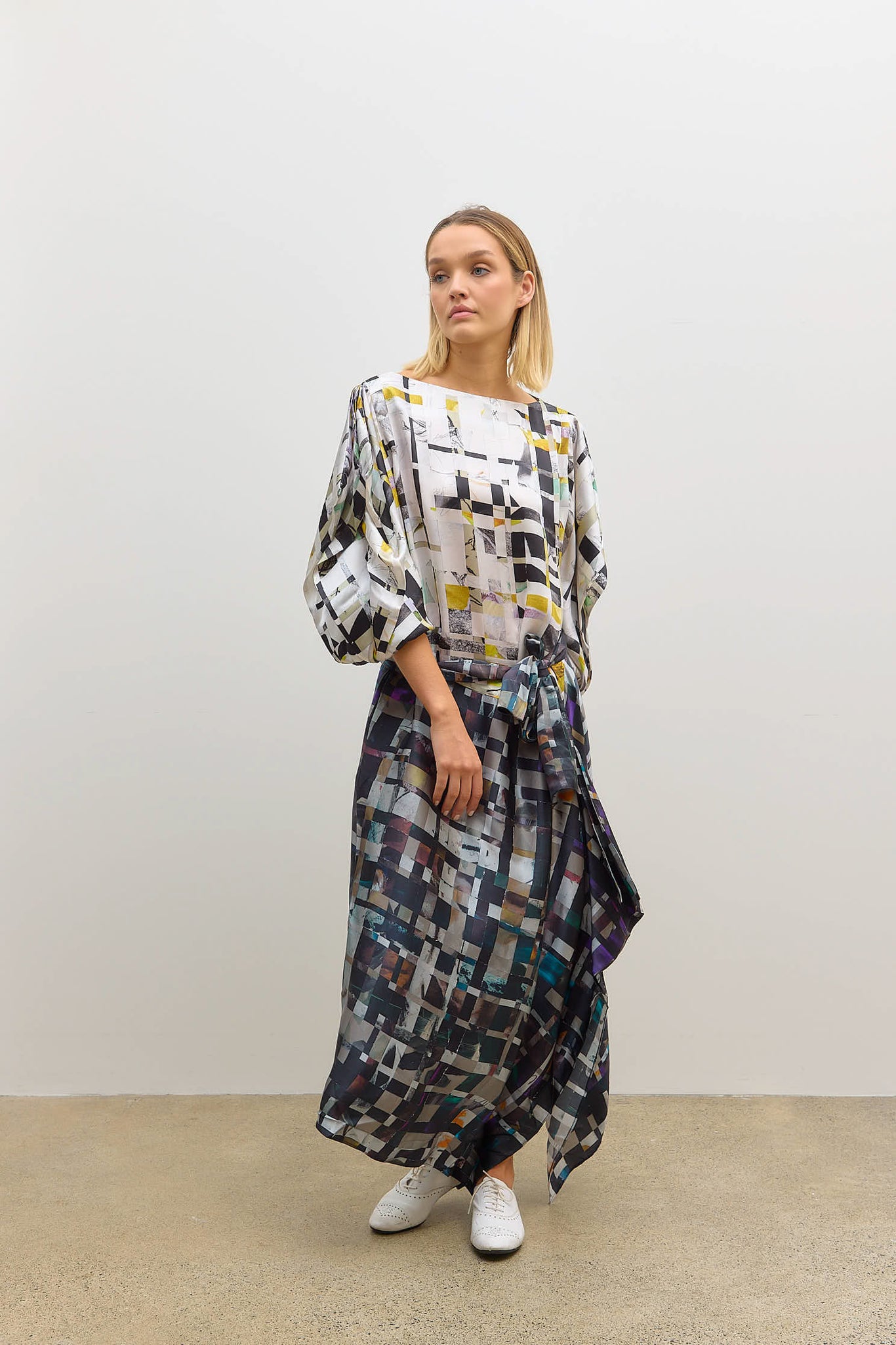 Book Sleeve Drape Dress Multi