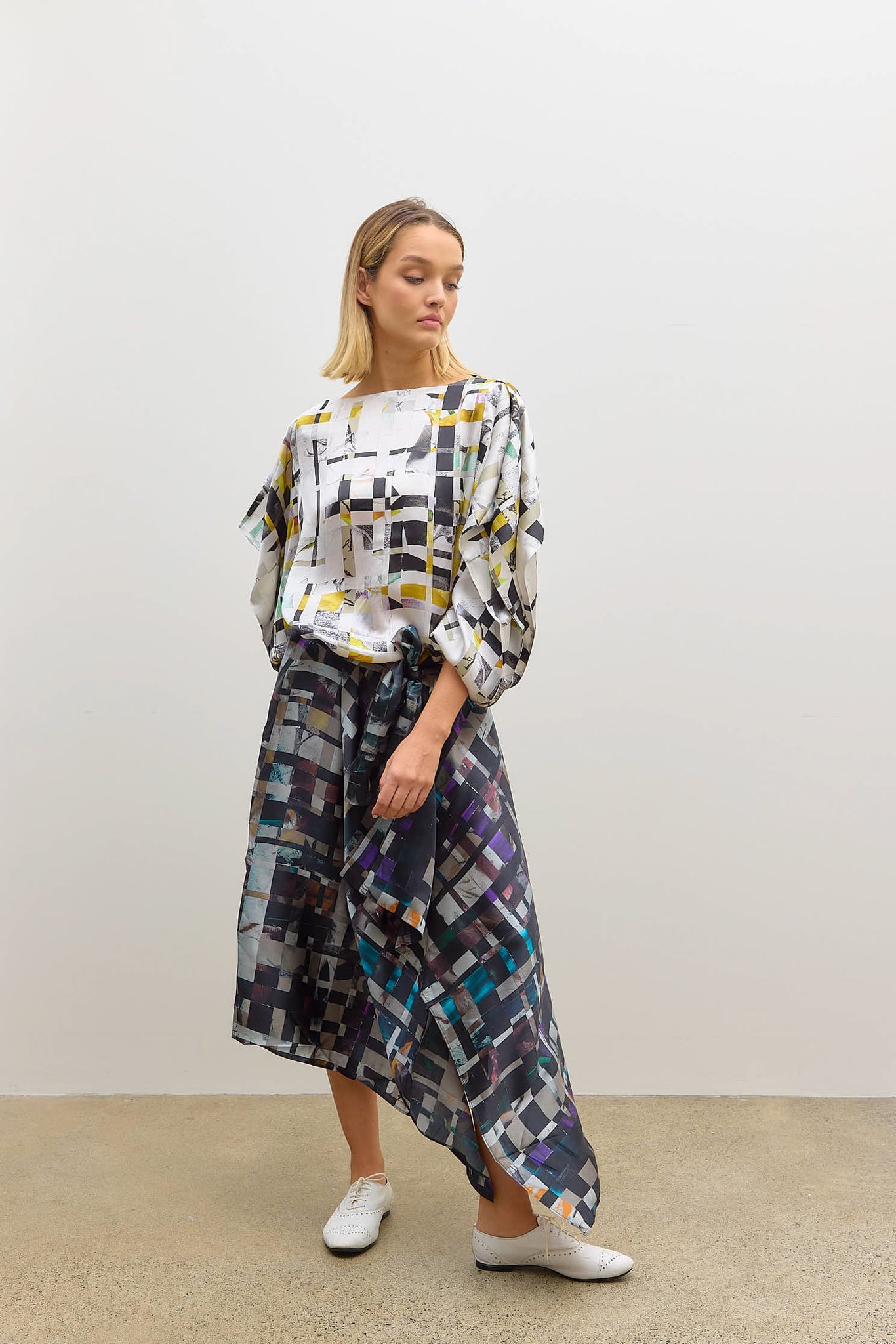 Book Sleeve Drape Dress Multi