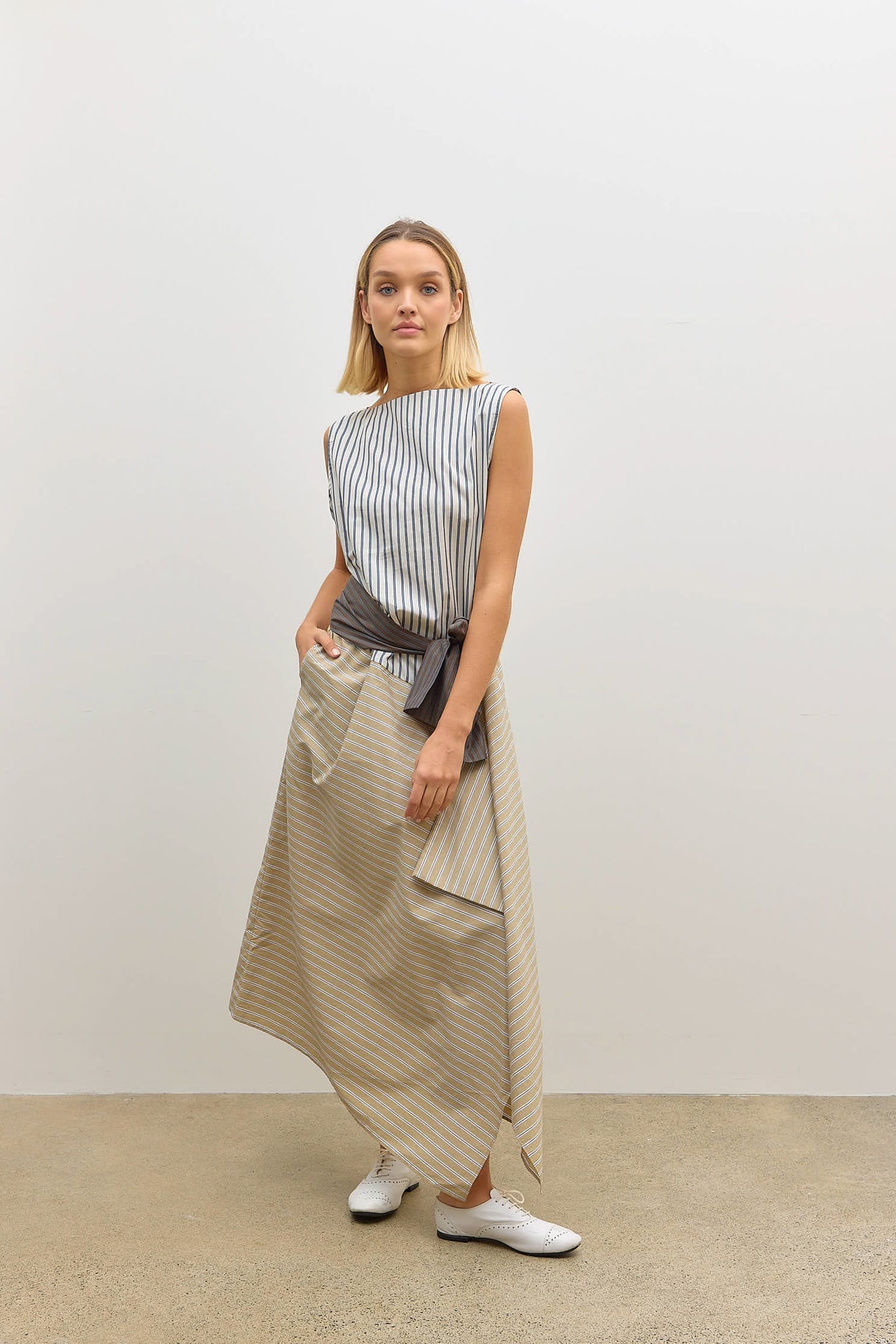 Sleeveless Drape Dress Stripe