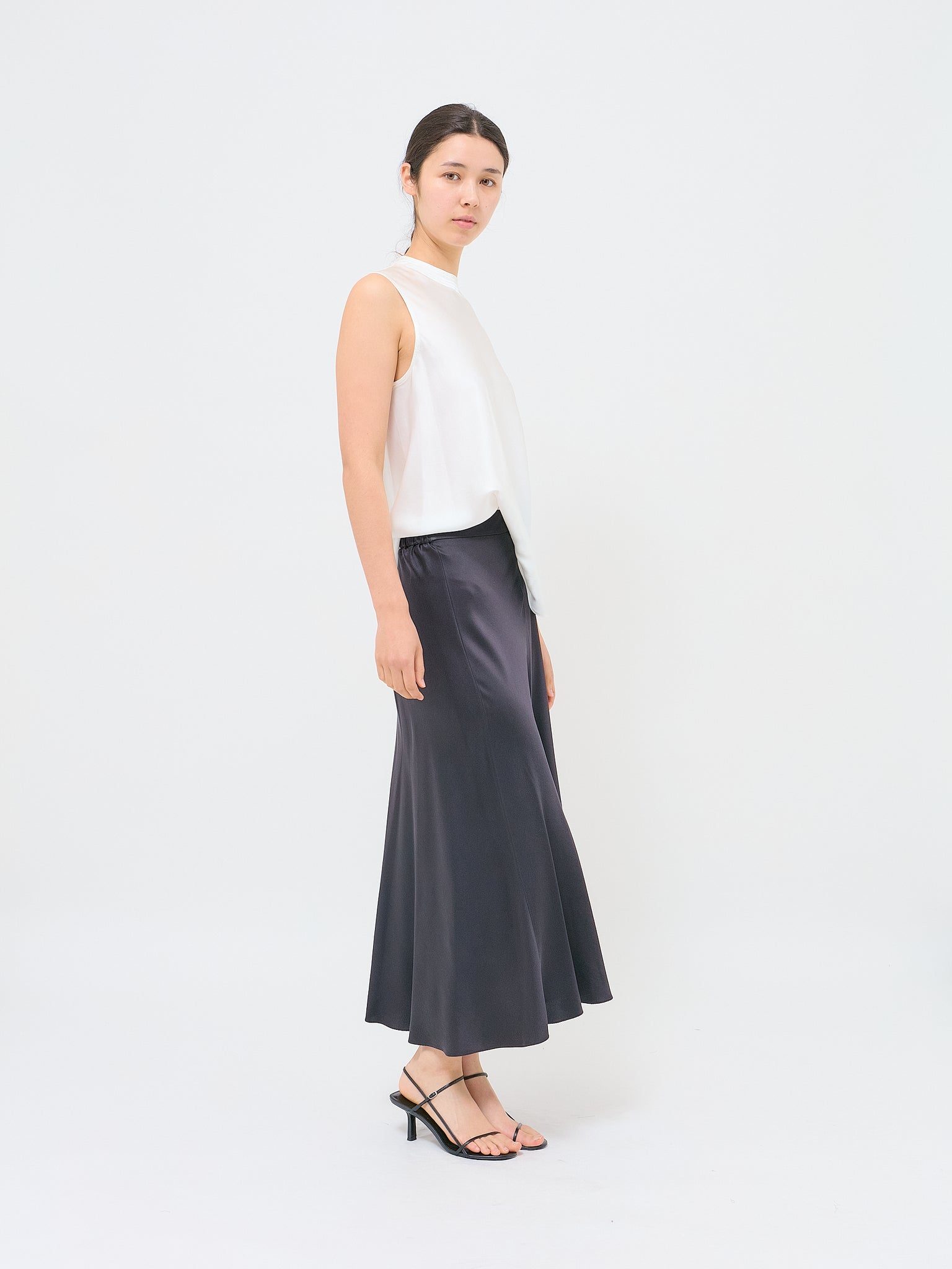 Essential Silk Satin Skirt Nero