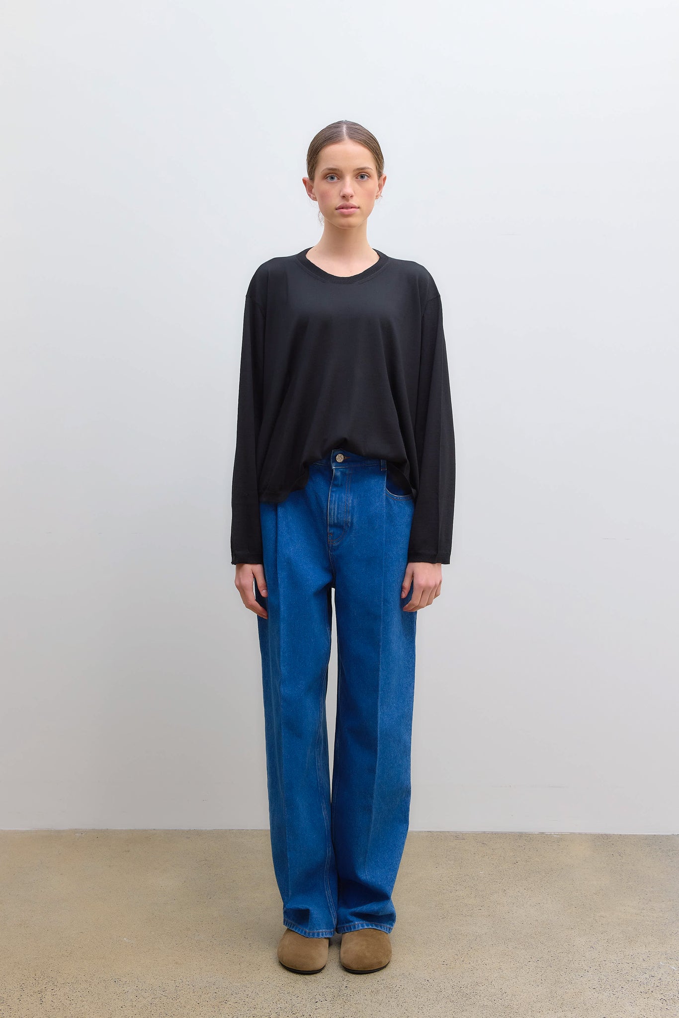 Roundneck Sweater Black