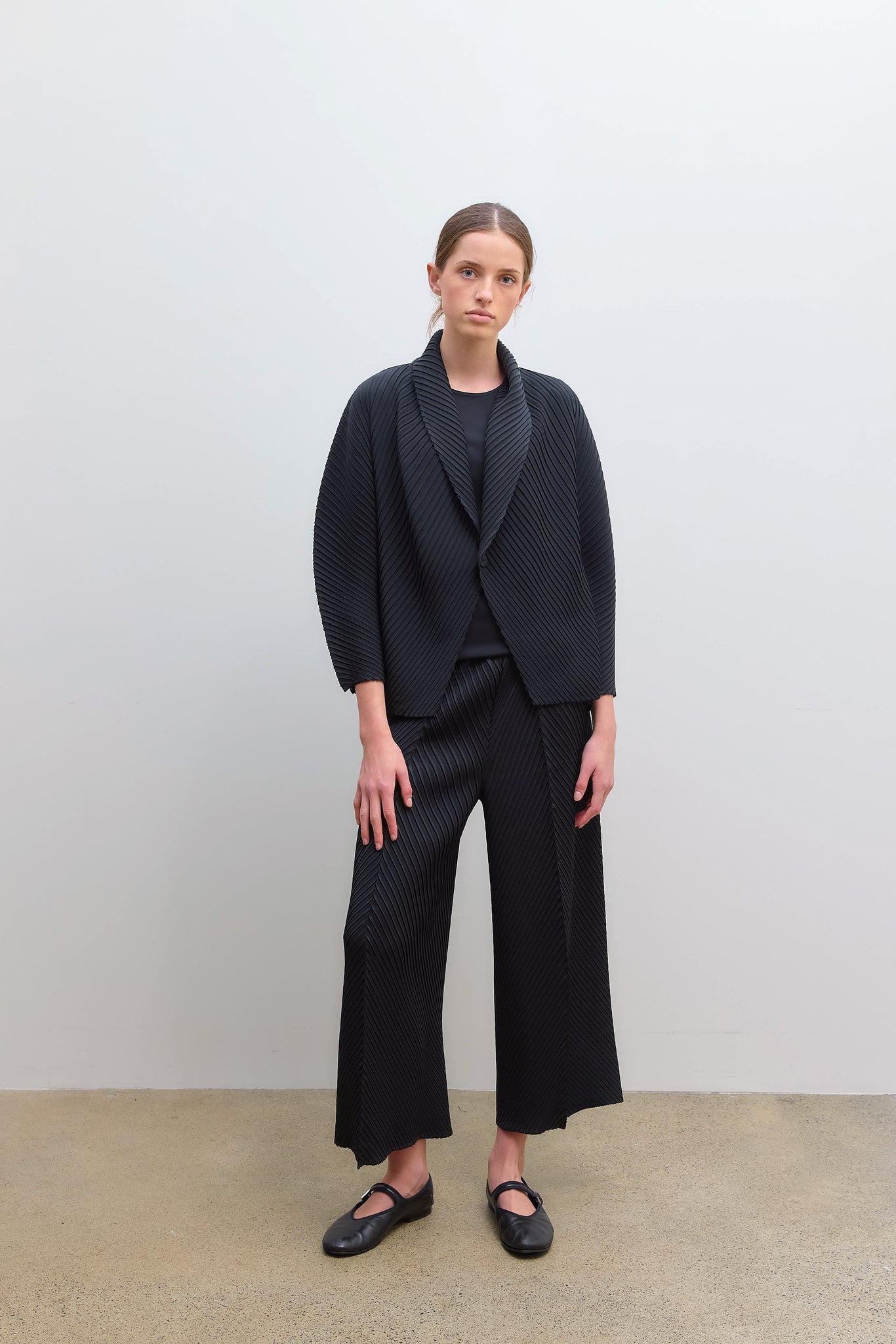 Soft Fold Cardigan Black