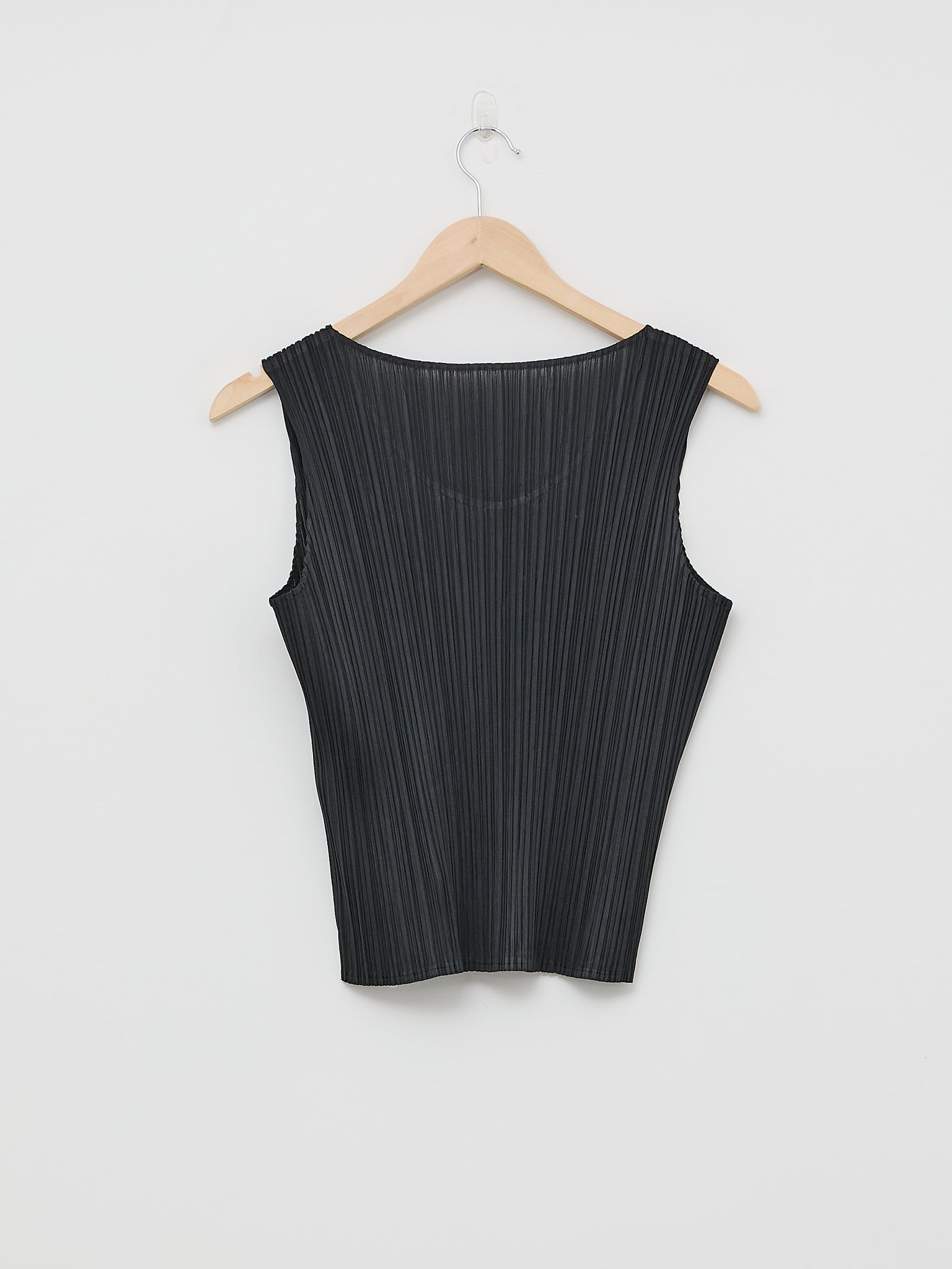 Pleats Please