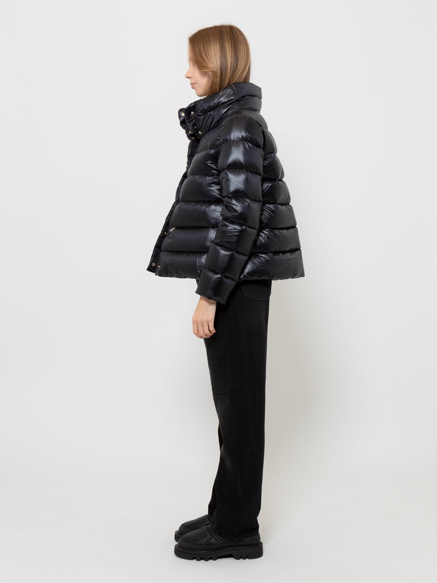 Puffer Jacket Side Buttons Black