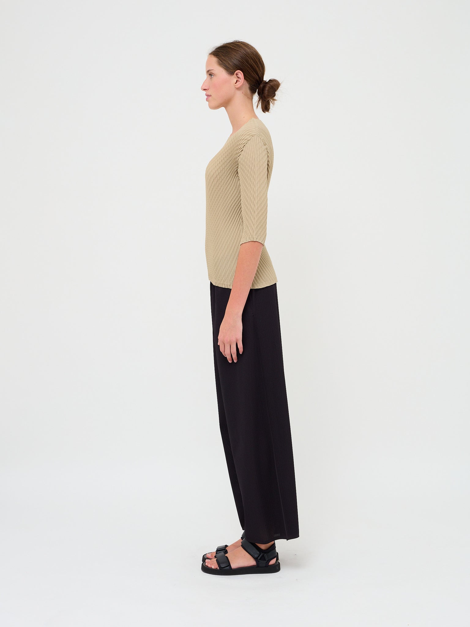 Rhombus Pleat Top Ash Beige