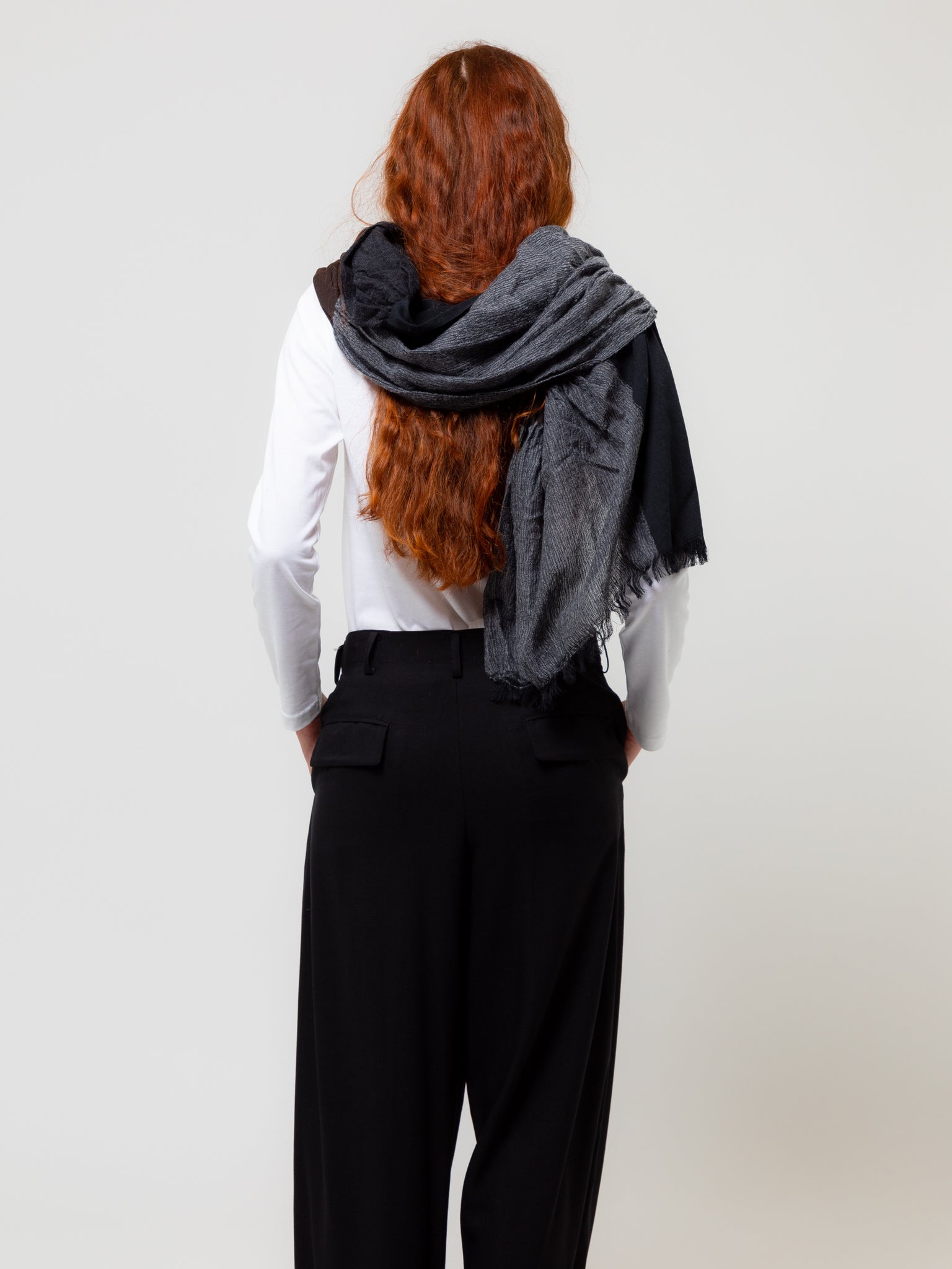 Panel Scarf With Elastic Band Black