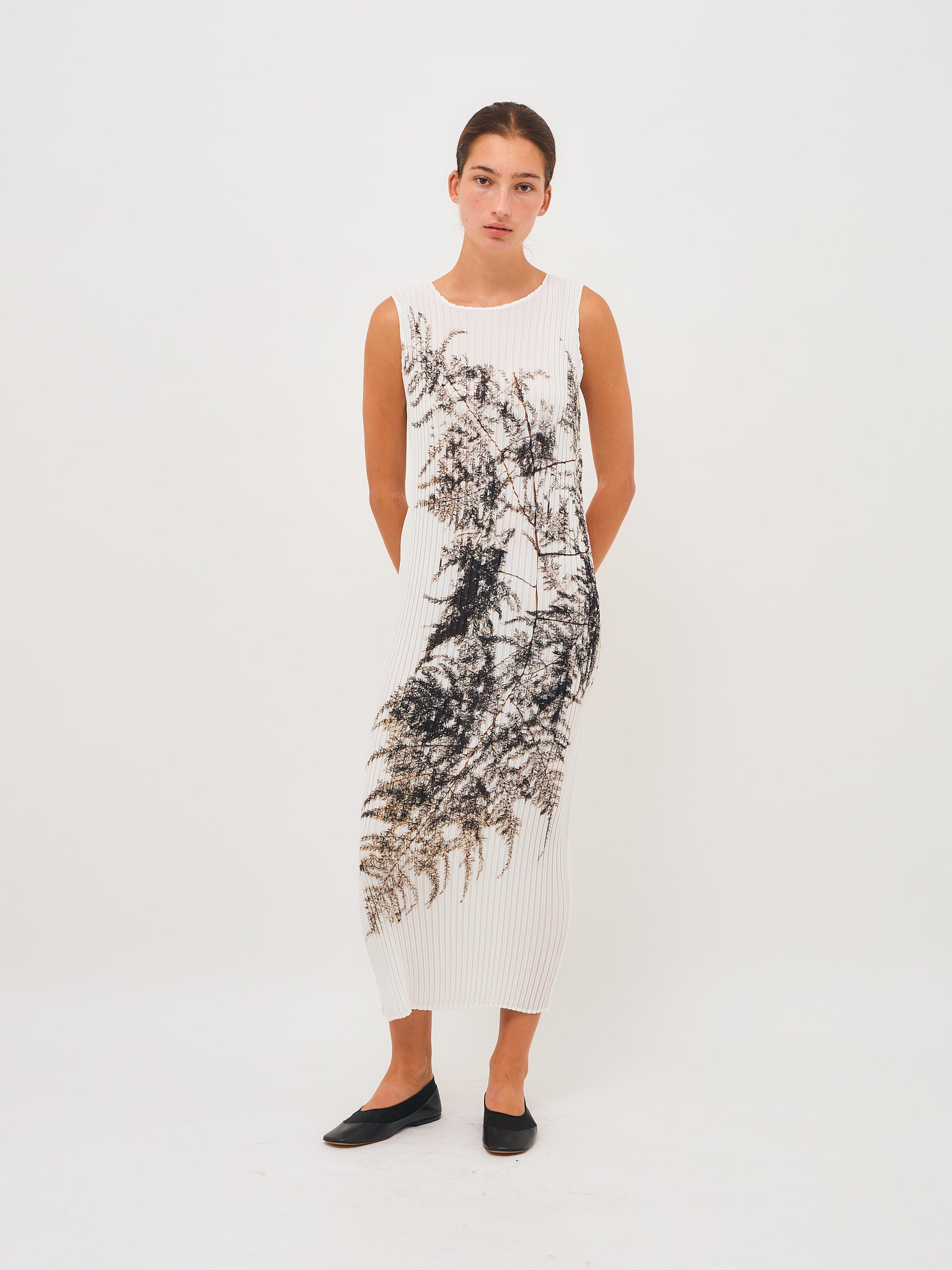 Pressed Flora Dress White