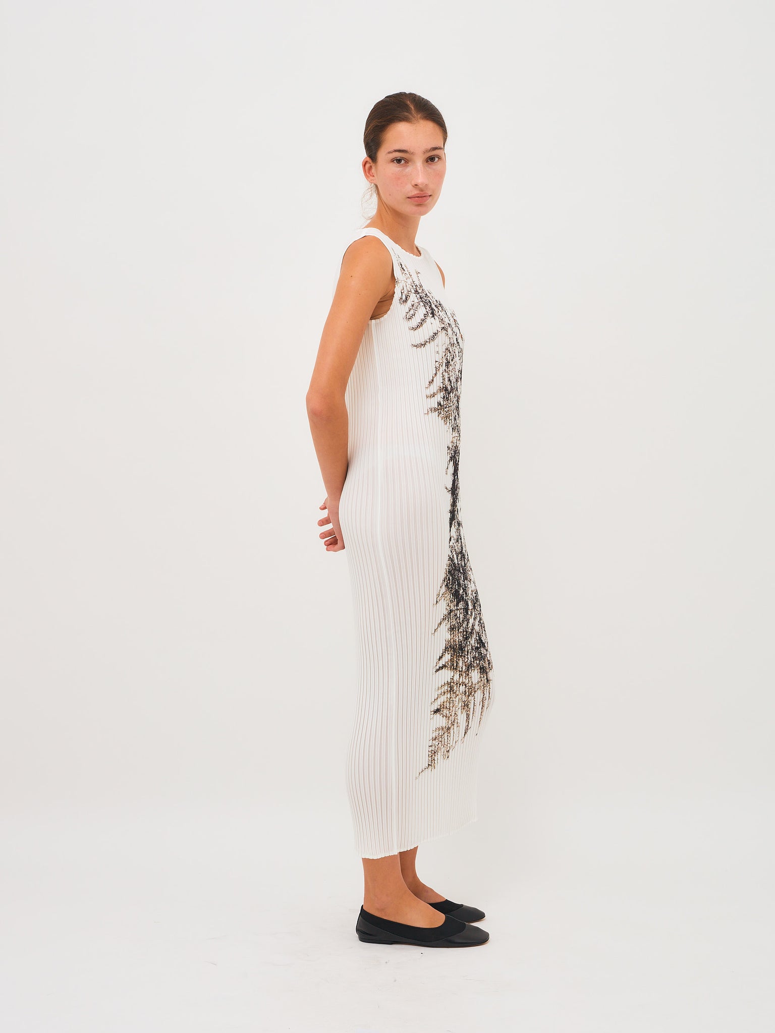 Pressed Flora Dress White