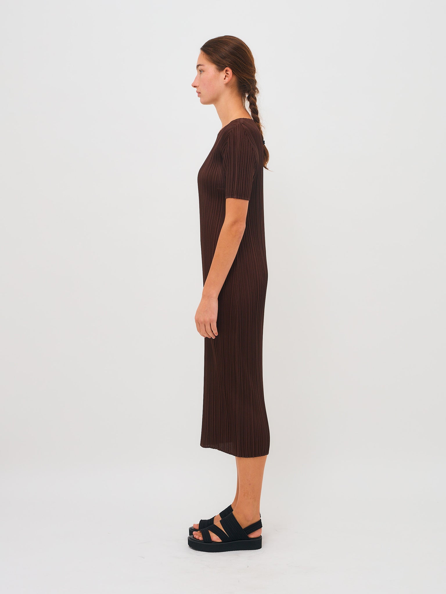 Pleat Dress Brown