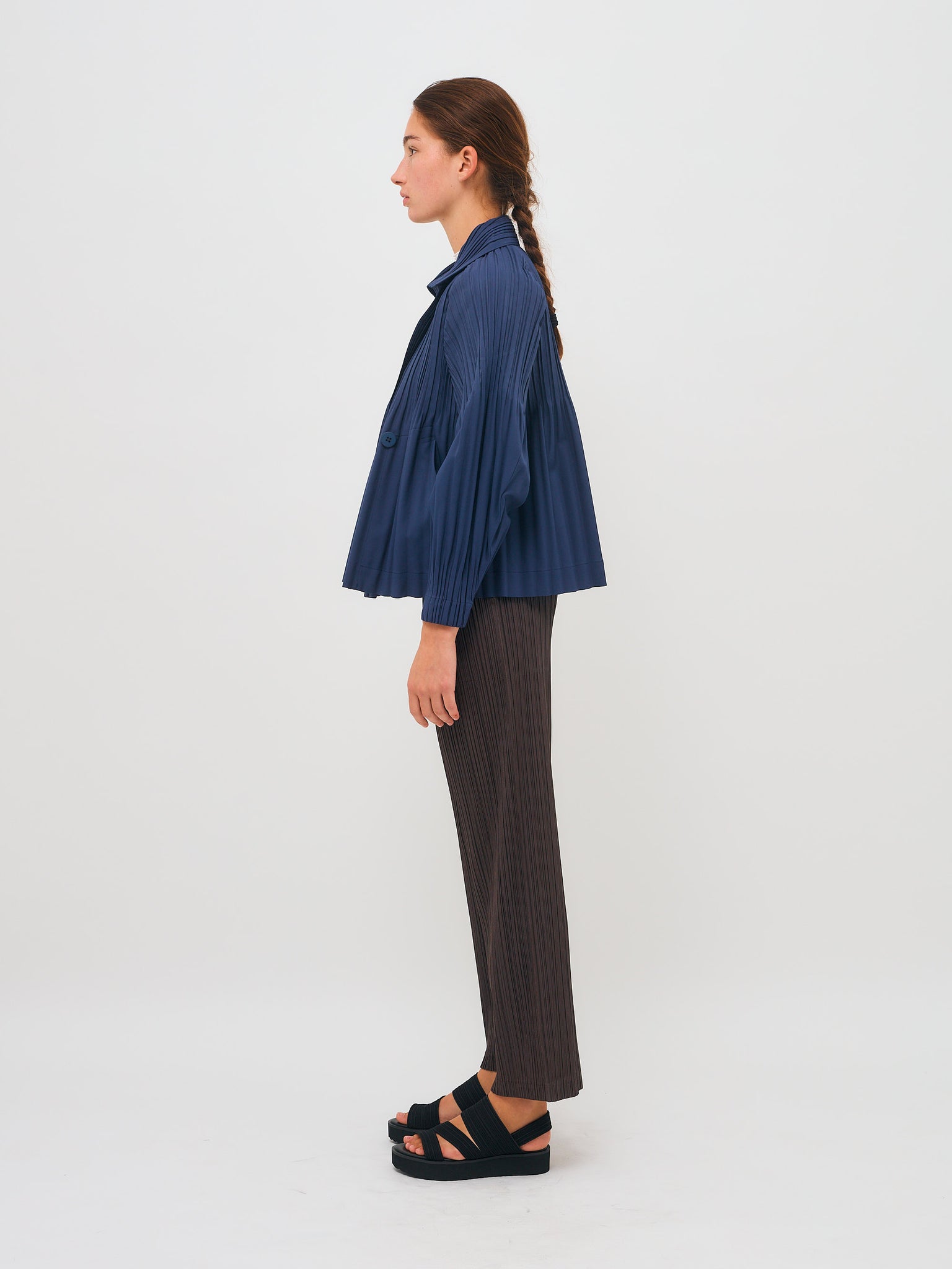 Short Pleat Coat Blue