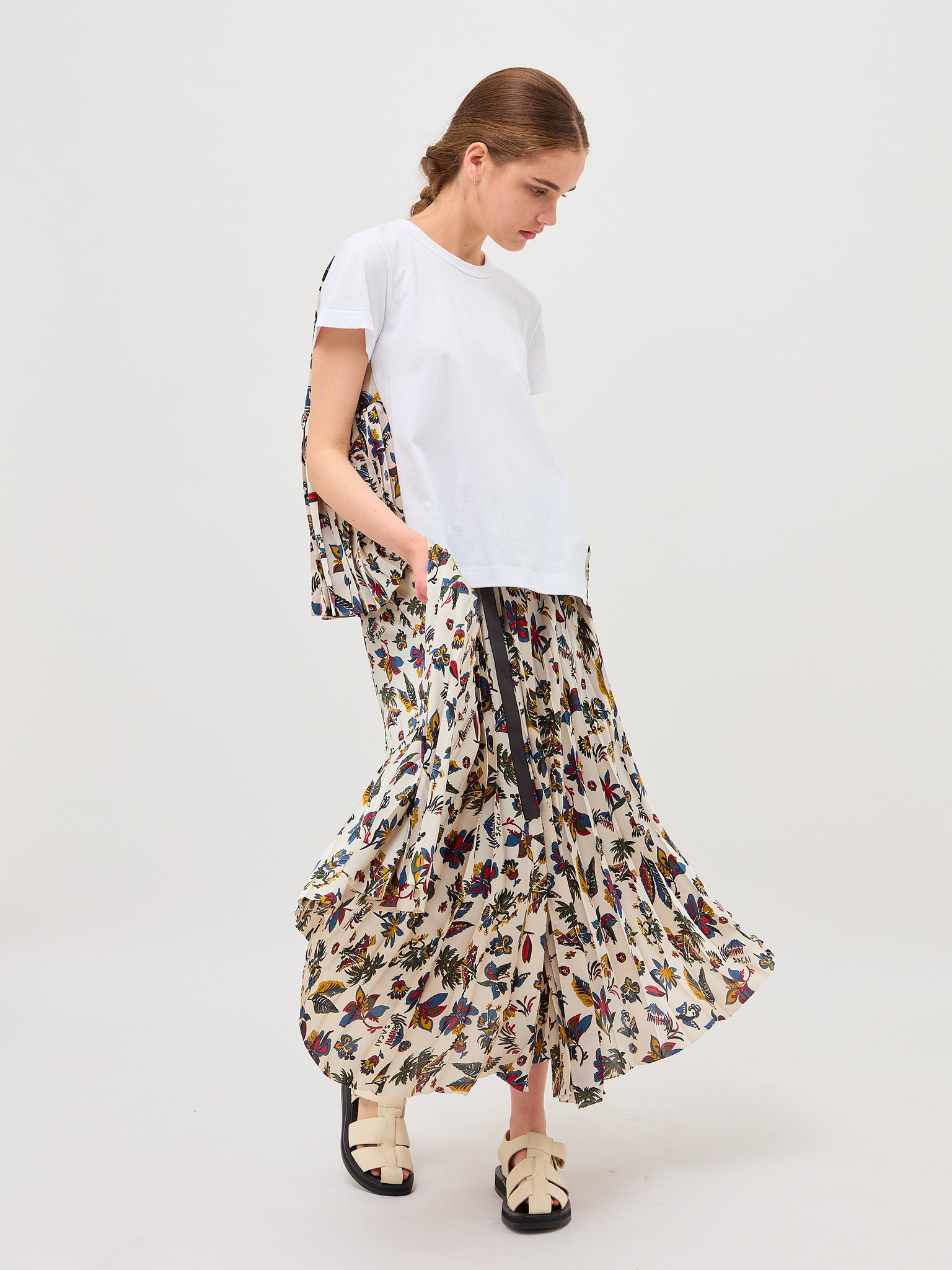 Car Race Tropical Print Skirt Ivory