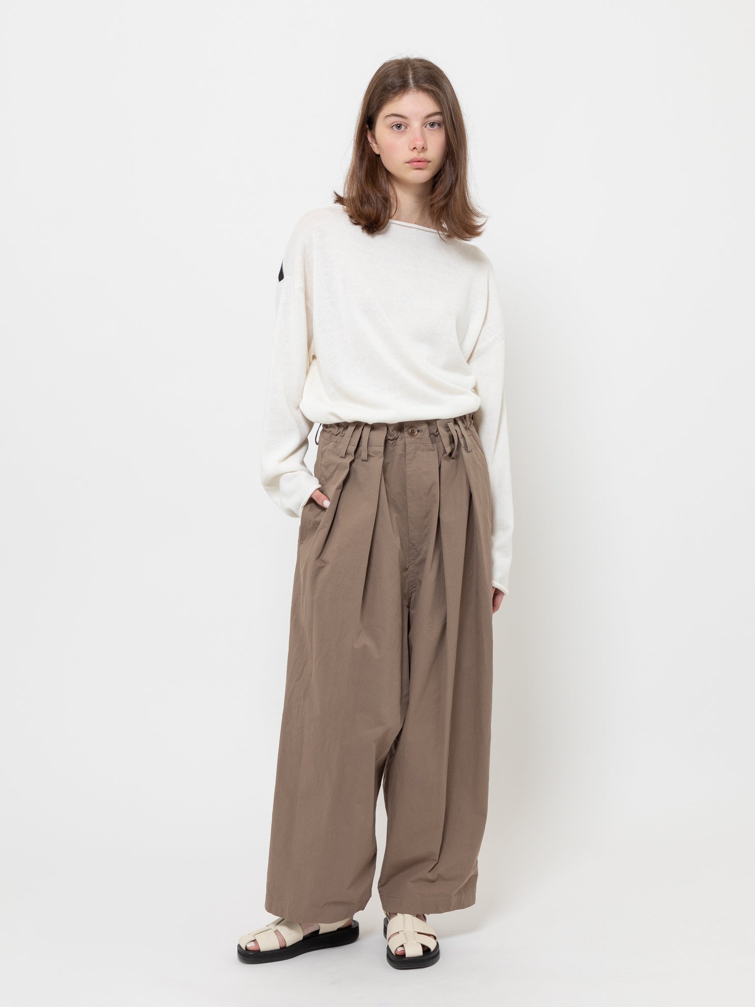 Tuck Gathered Pants Cotton Beige