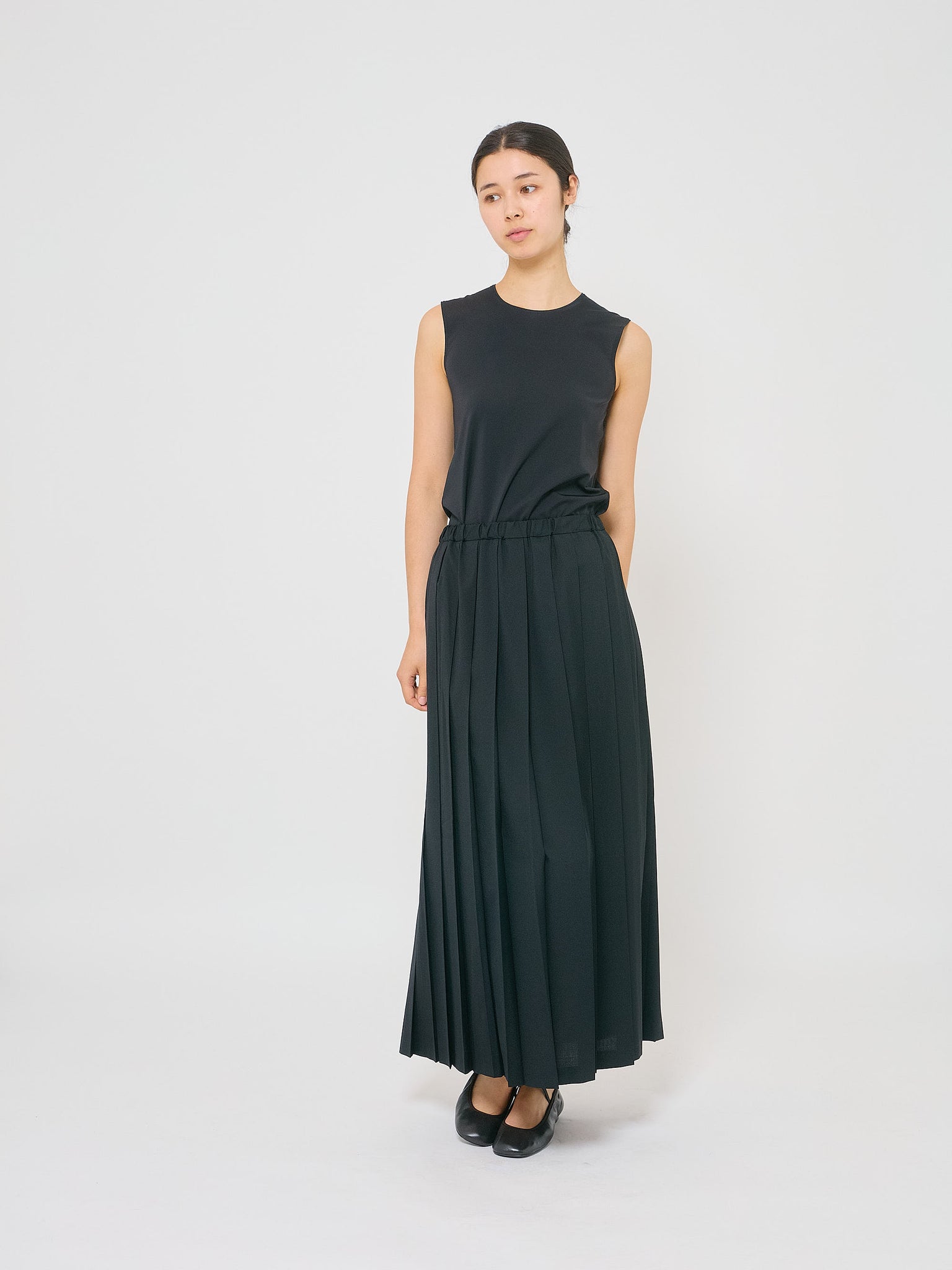 Maxi Wool Pleated Skirt Black