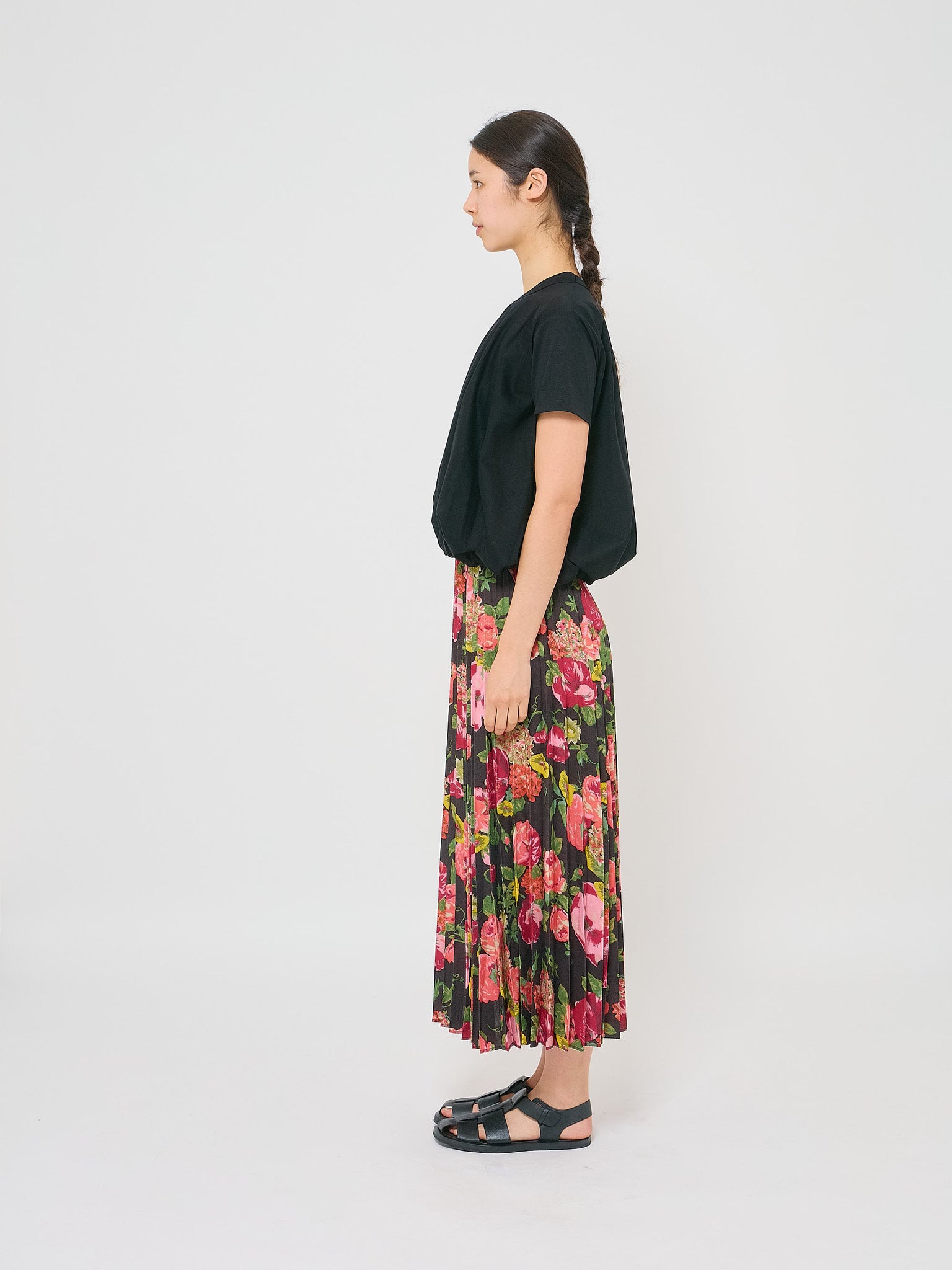 Floral Pleat Skirt Black