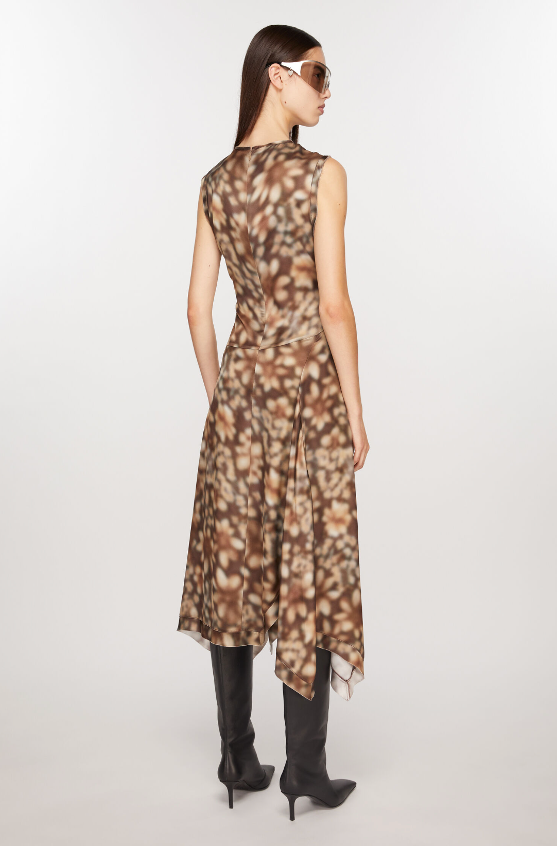 Sleeveless Dress Pattern Brown