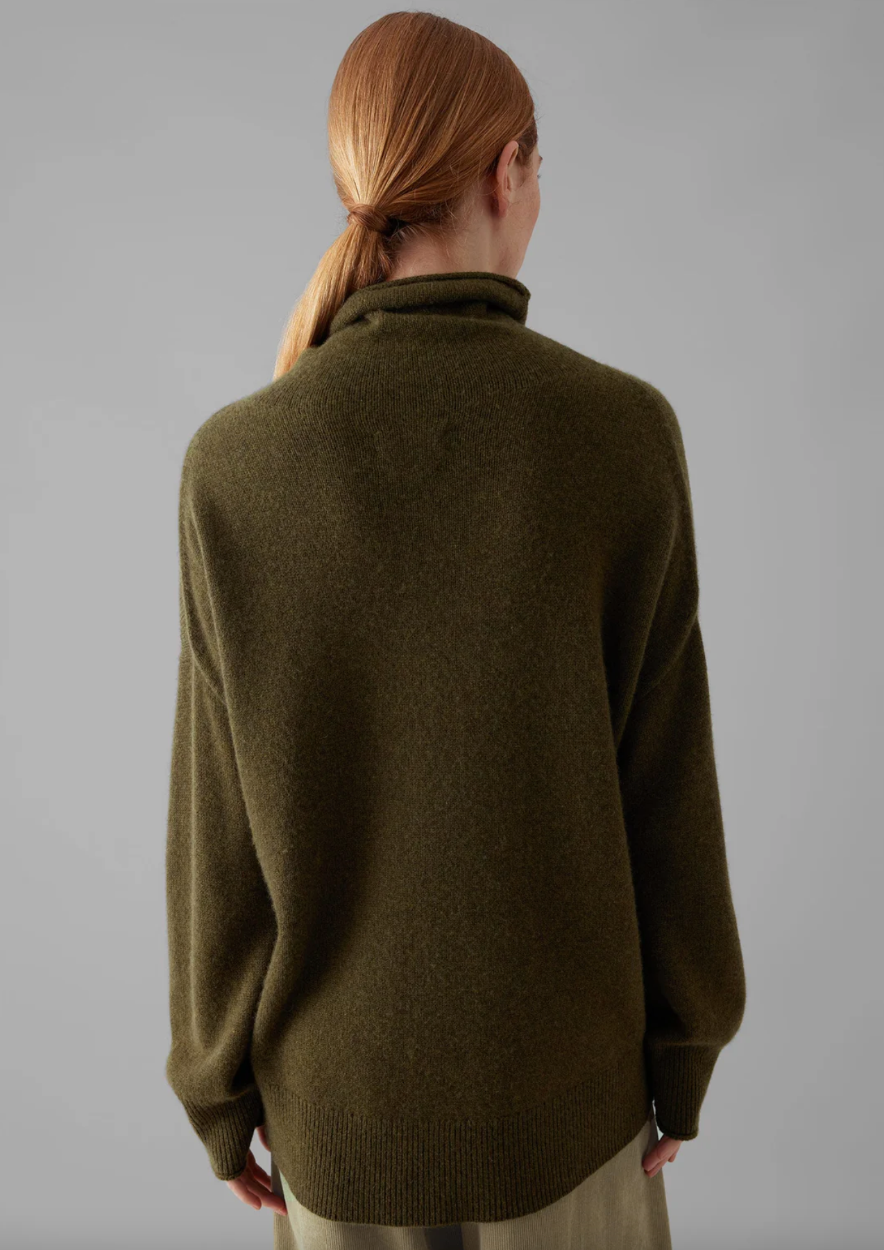 Roll Neck Wool Cashmere Sweater Olive