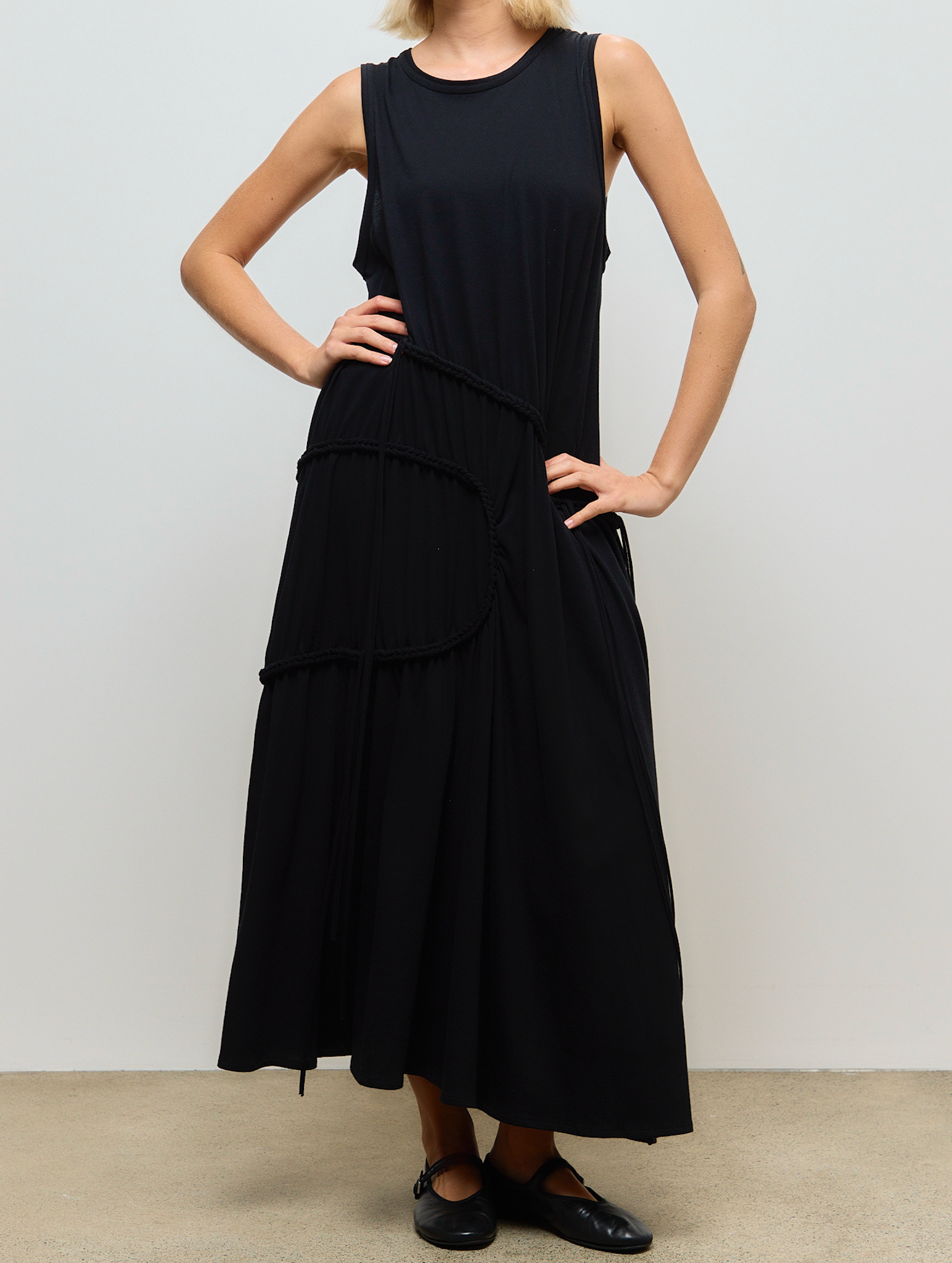 Chain Stitch Cut Long Dress Black