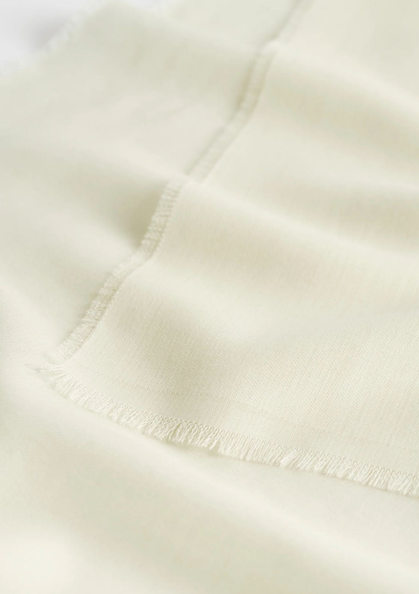 Light Wool Scarf White