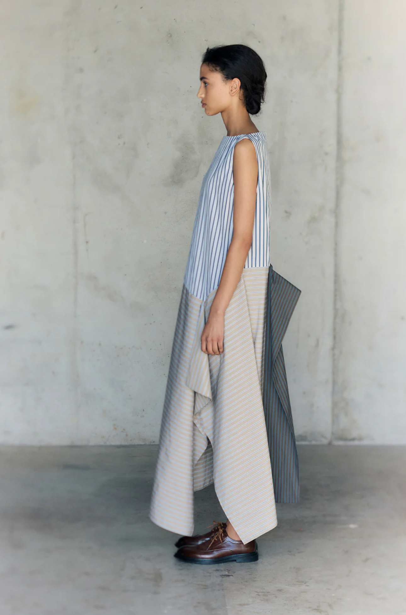 Sleeveless Drape Dress Stripe