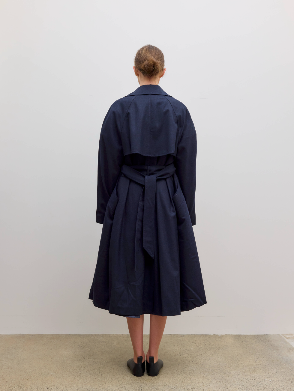 Fluid Wool Trench Coat Navy