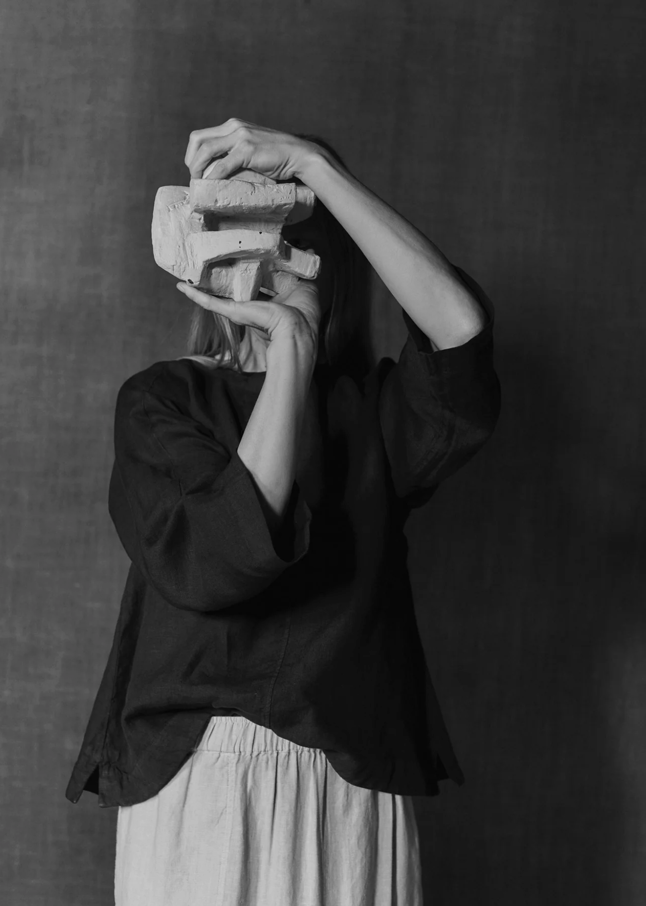 Garment Dyed Linen Top Black Pepper