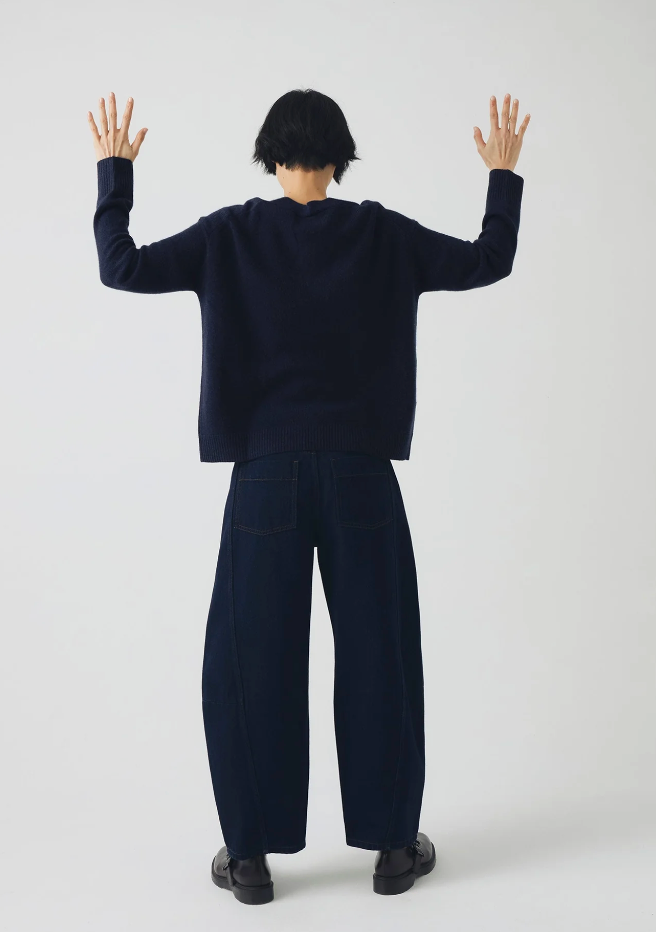 Ffion Wool Cashmere Boxy Cardigan Darkest Navy
