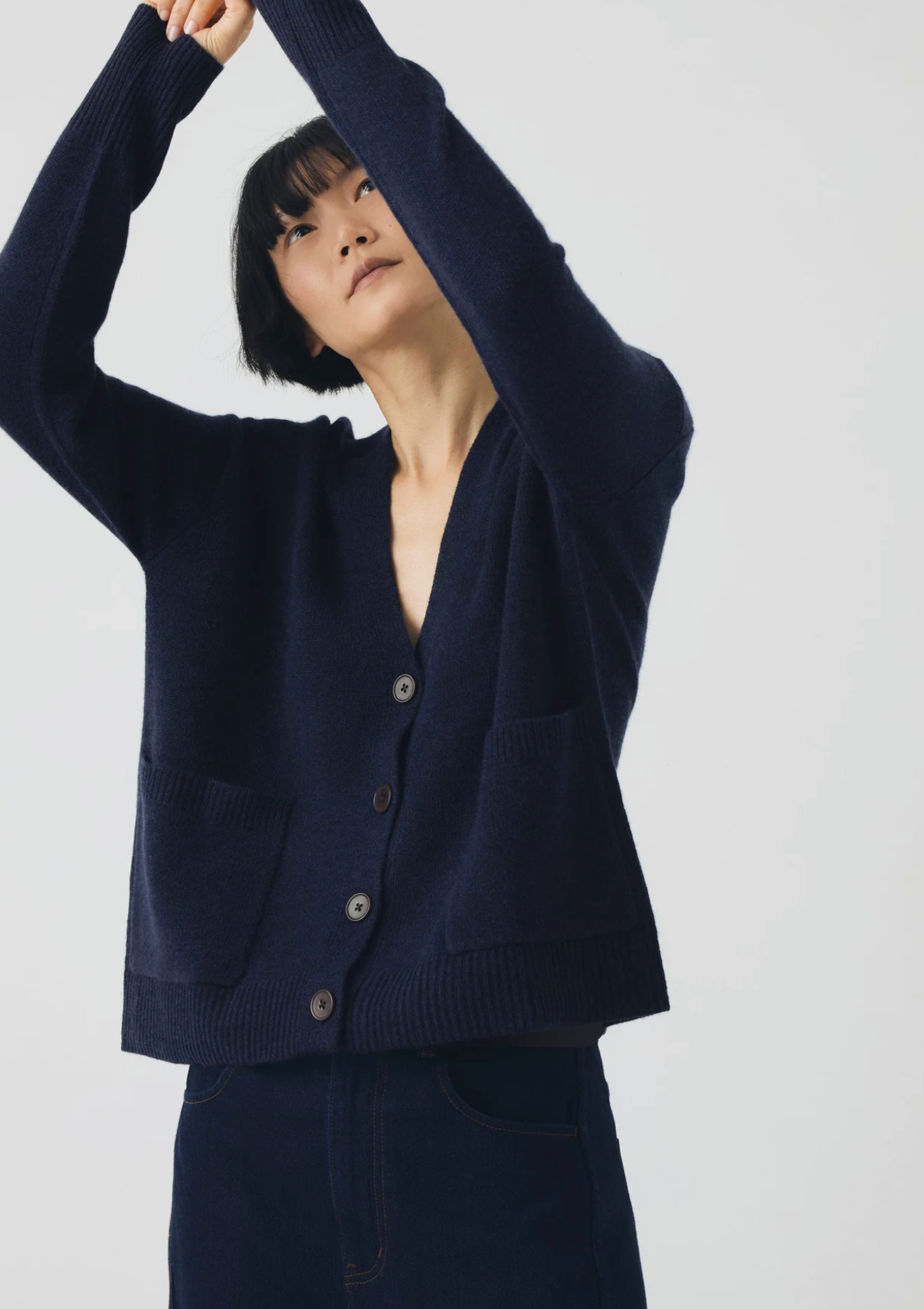 Ffion Wool Cashmere Boxy Cardigan Darkest Navy