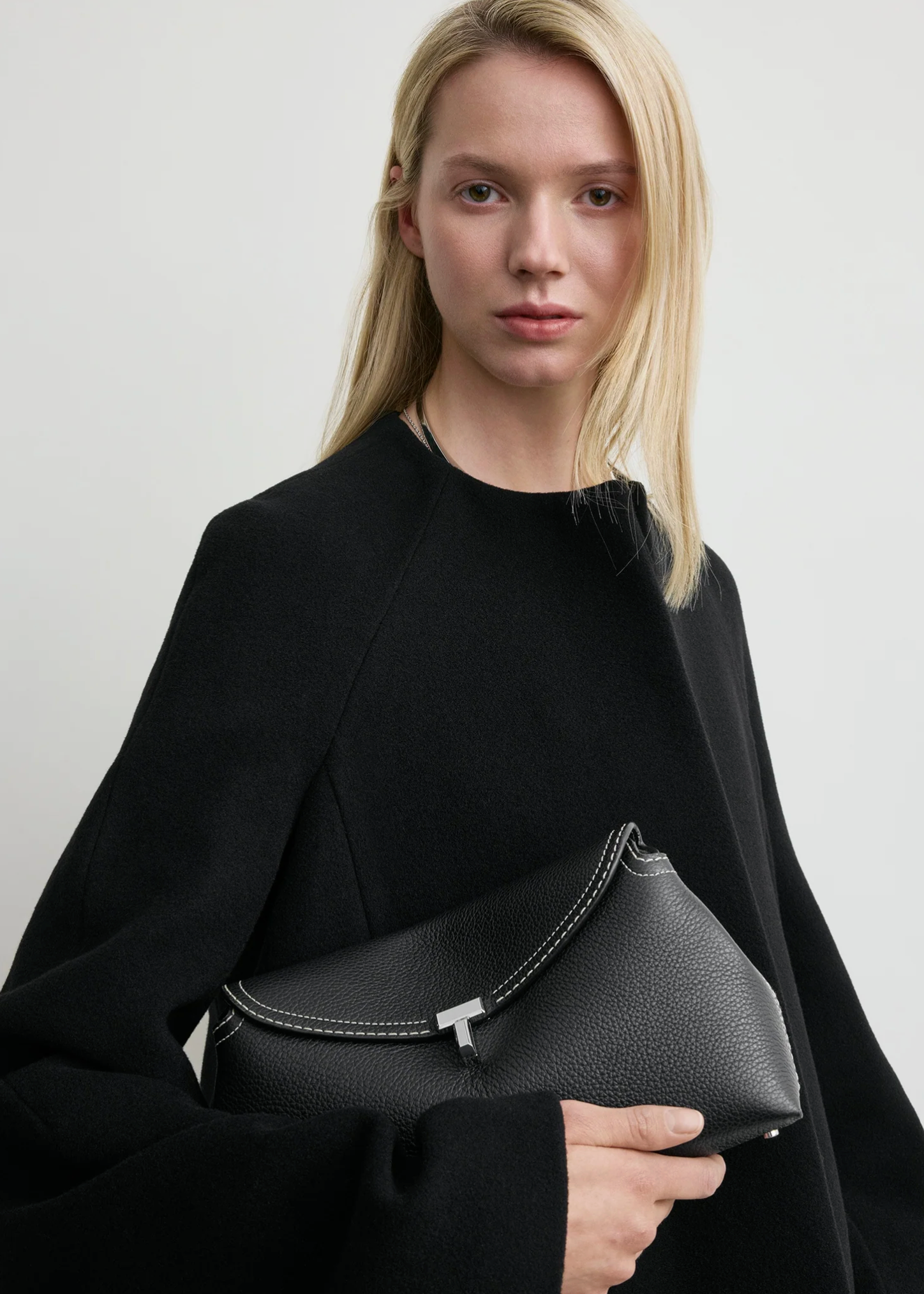 T-Lock Grained Leather Clutch Black