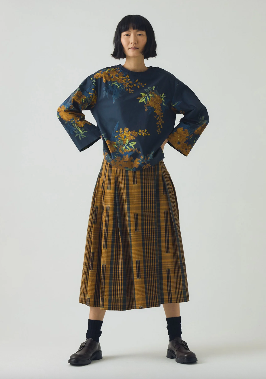 Botanical Shadow Print Top Shadow Blue